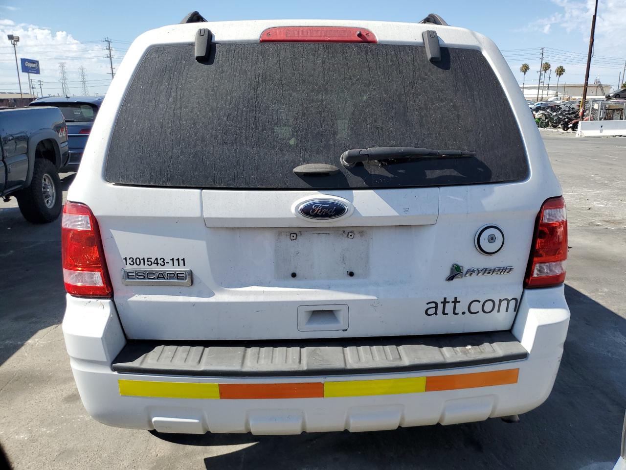 2011 Ford Escape Hybrid Белый vin: 1FMCU5K34BKB48855 Damage: Rear Bumper, Chipped, 3