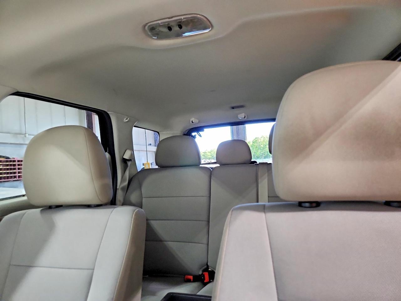 2011 Ford Escape Hybrid Белый vin: 1FMCU5K34BKB92676