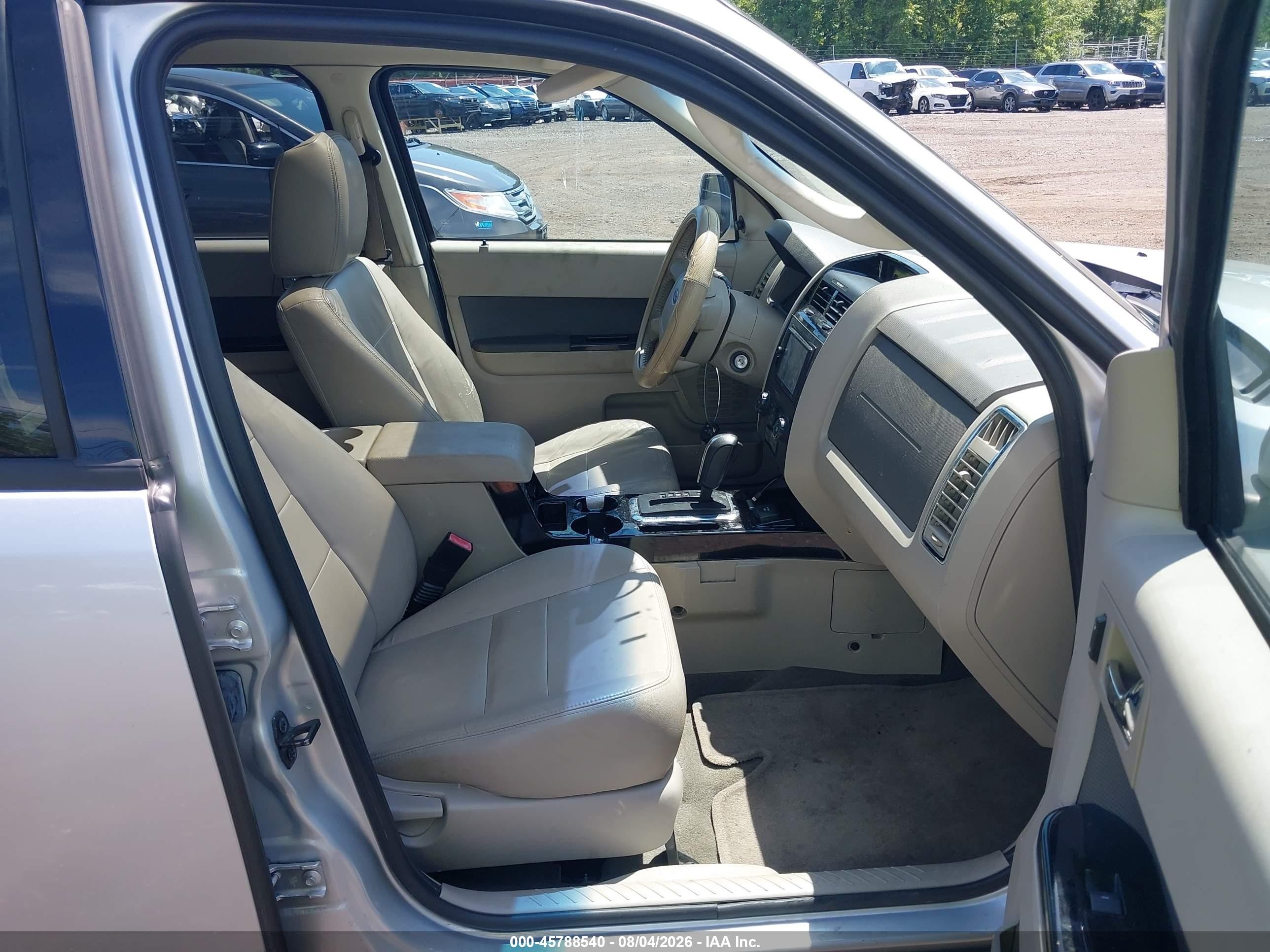 2011 Ford Escape Hybrid Limited Серебряный vin: 1FMCU5K34BKC01585