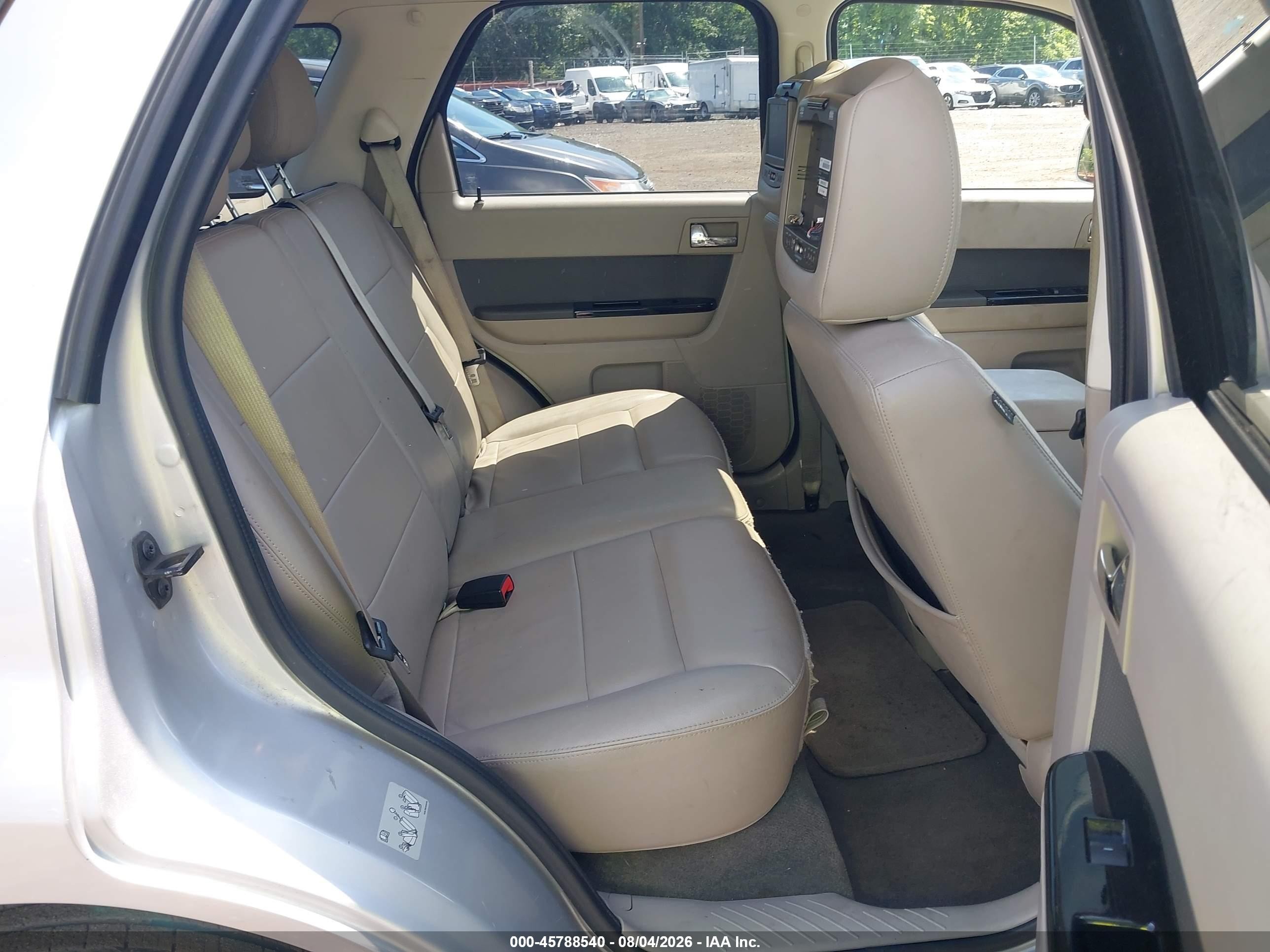 2011 Ford Escape Hybrid Limited Серебряный vin: 1FMCU5K34BKC01585