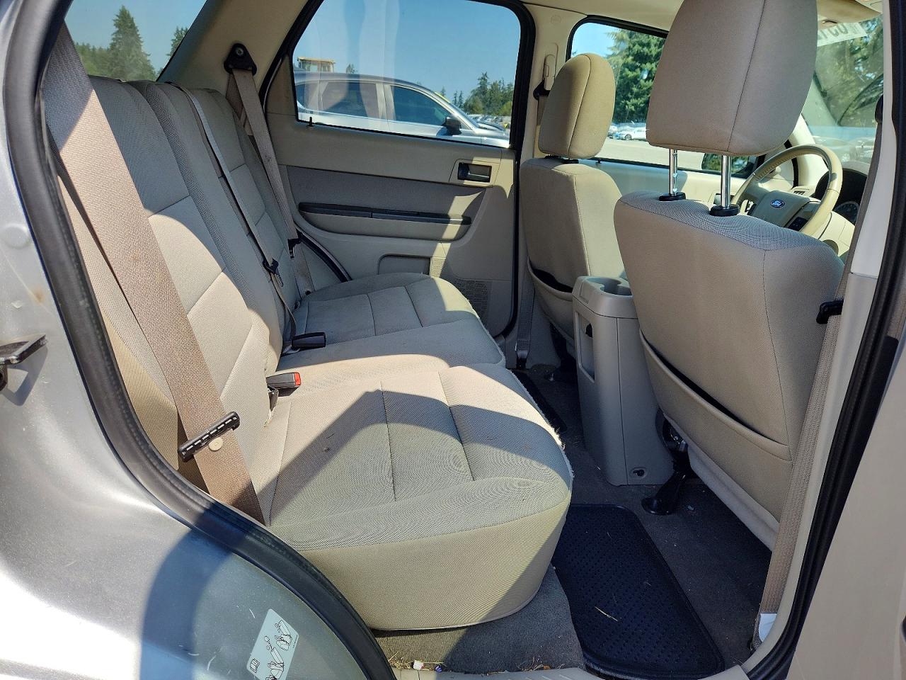 2010 Ford Escape Hybrid Silver vin: 1FMCU5K35AKB95634