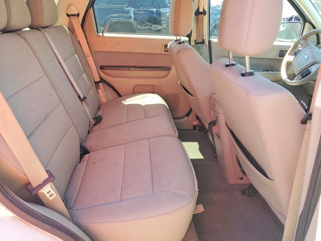 2011 Ford Escape Hybrid White vin: 1FMCU5K35BKB48850