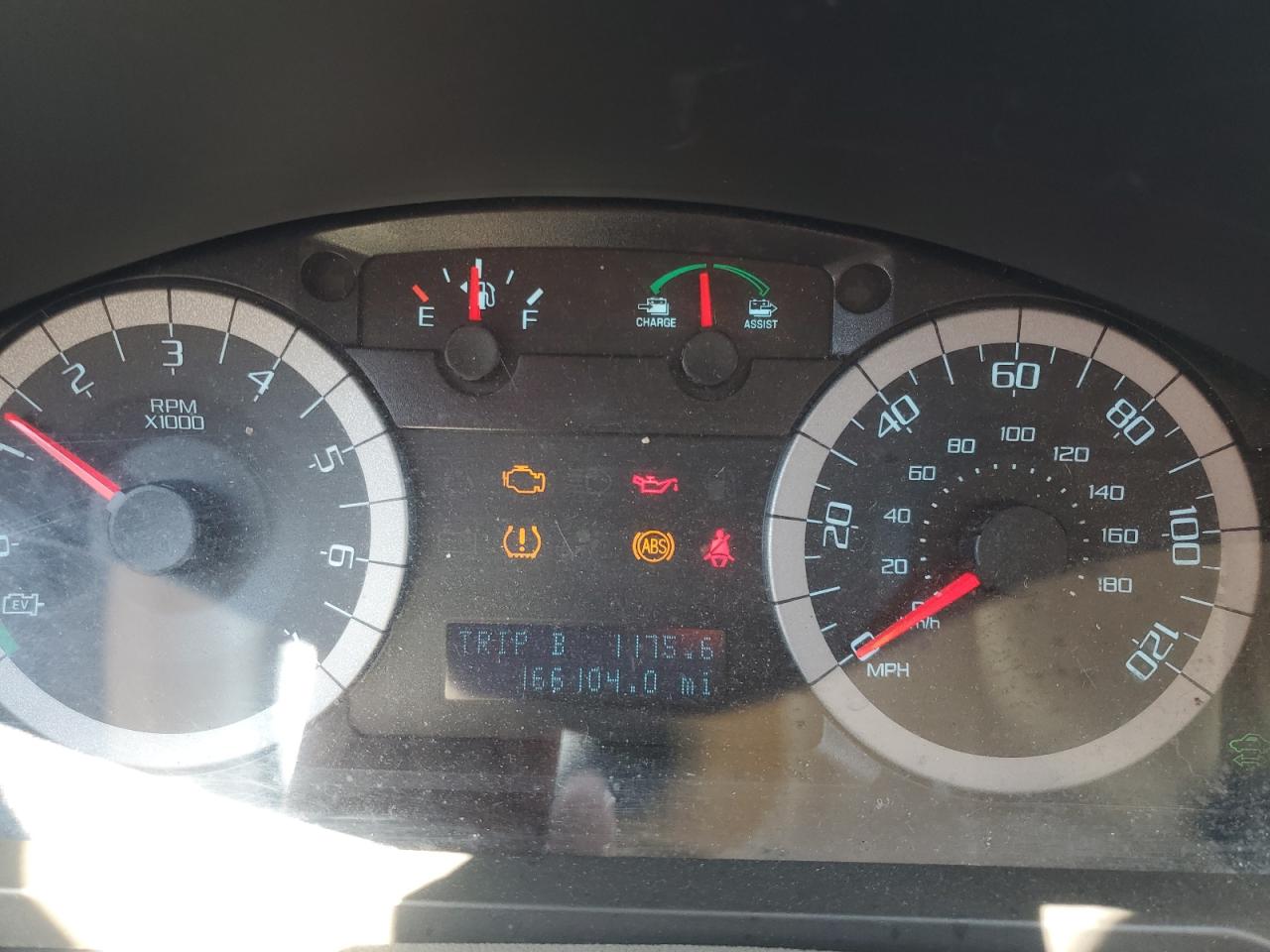 2011 Ford Escape Hybrid White vin: 1FMCU5K35BKB48850 Damage: Warning Light - Engine, On, Unacceptable