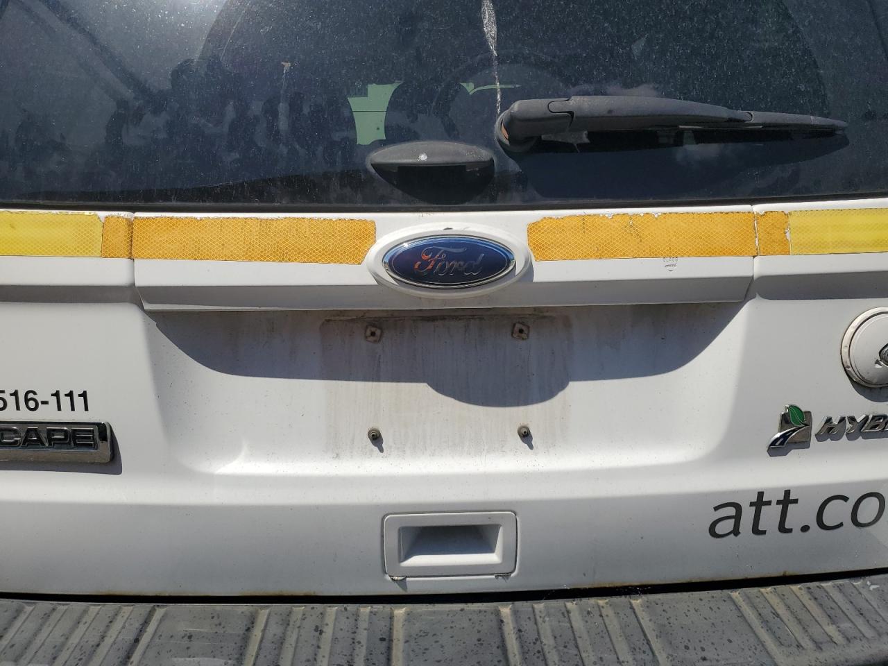 2011 Ford Escape Hybrid White vin: 1FMCU5K35BKB48850 Damage: Lift Gate, Heavy Scratch, 1/2 To 1 Inch