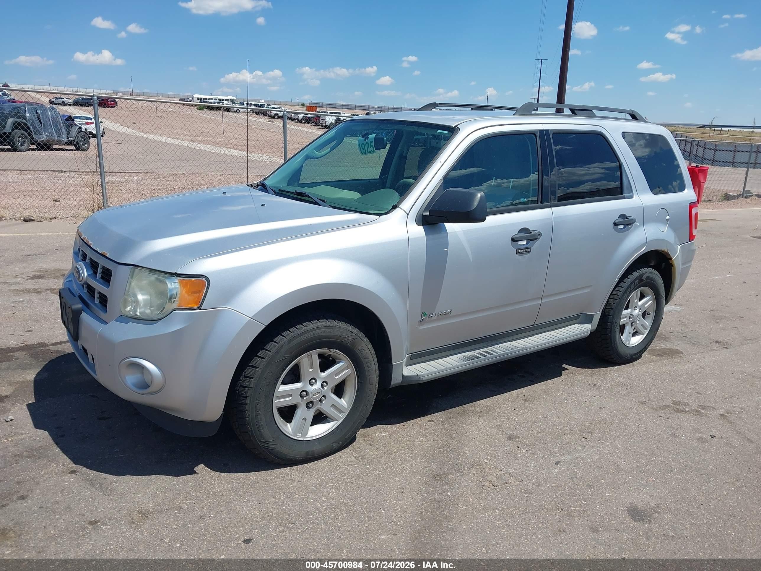 2011 Ford Escape Hybrid   Silver vin: 1FMCU5K36BKA92823