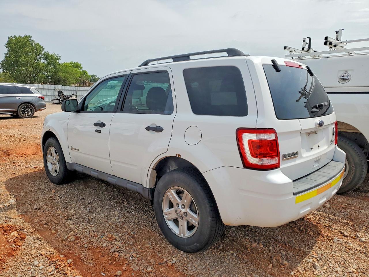 2011 Ford Escape Hybrid White vin: 1FMCU5K36BKB48842
