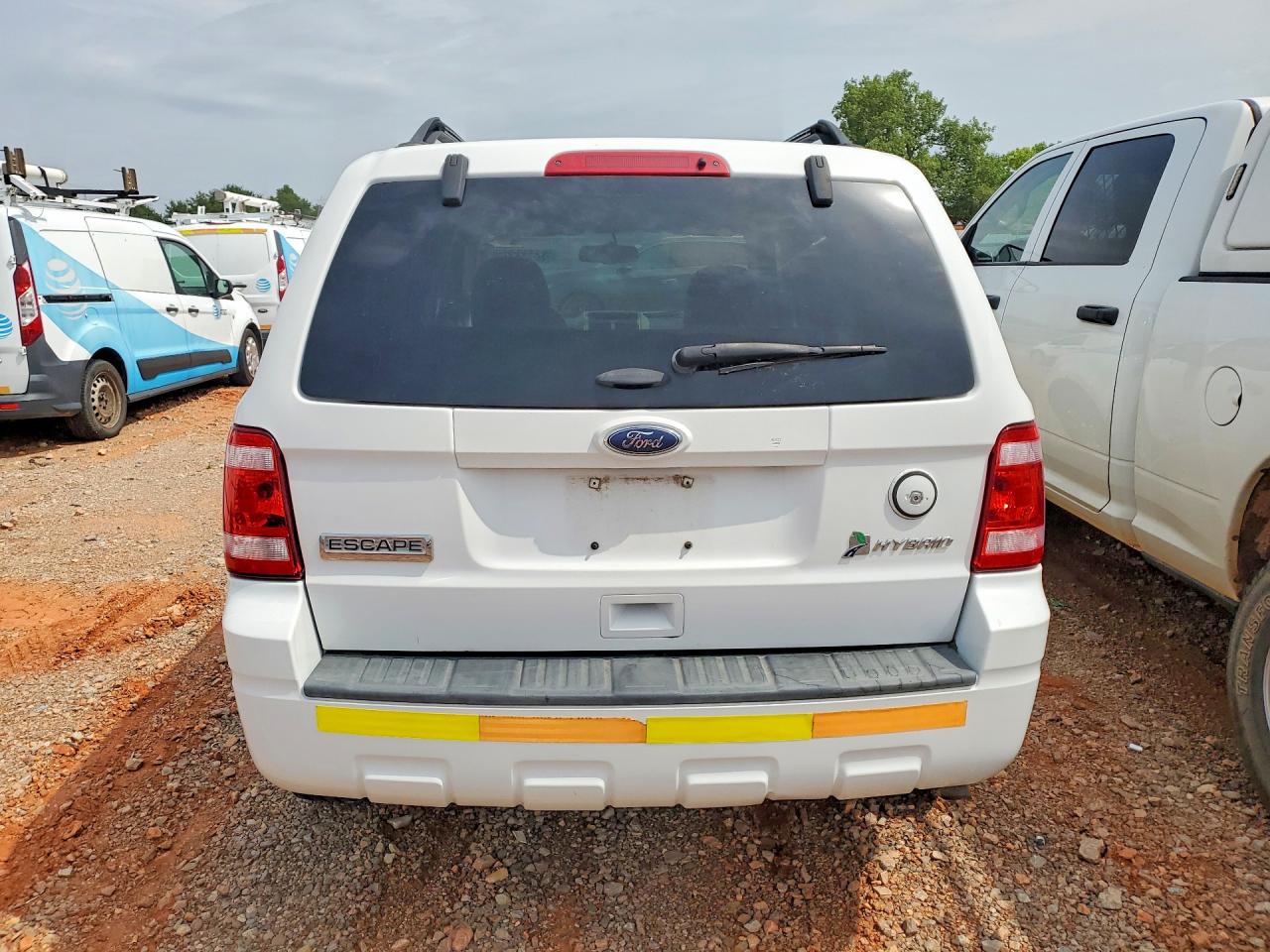 2011 Ford Escape Hybrid White vin: 1FMCU5K36BKB48842