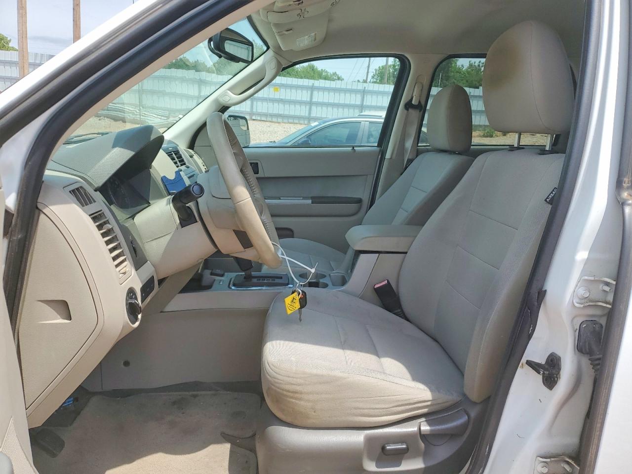 2011 Ford Escape Hybrid White vin: 1FMCU5K36BKB48842