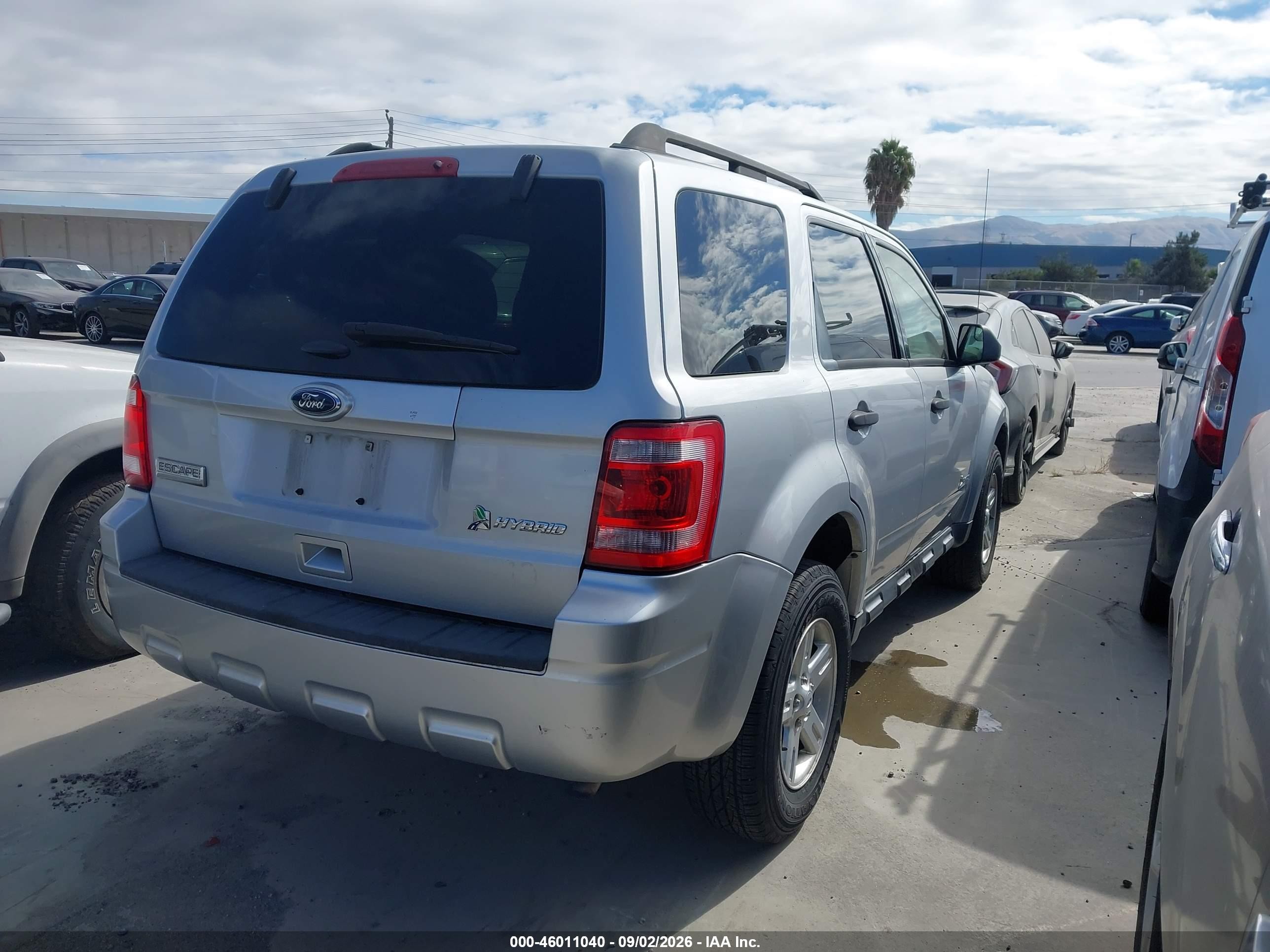 2012 Ford Escape Hybrid   Silver vin: 1FMCU5K37CKB12871