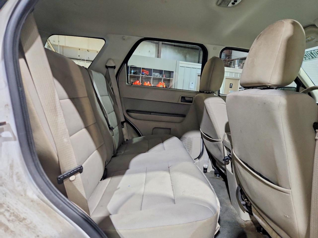 2011 Ford Escape Hybrid White vin: 1FMCU5K38BKB48812