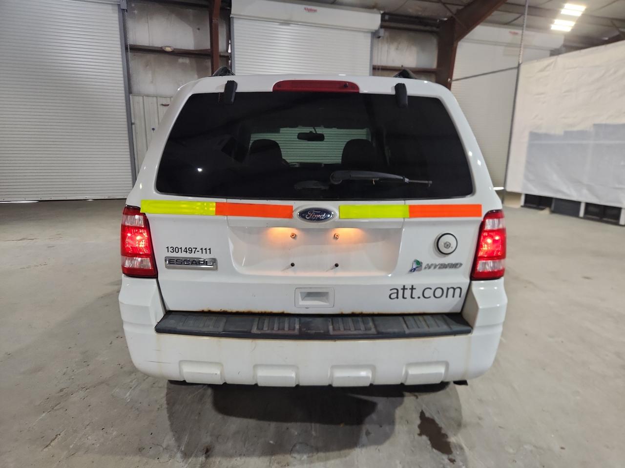 2011 Ford Escape Hybrid White vin: 1FMCU5K38BKB48812 Damage: Lift Gate, Rust, > 12 Inches