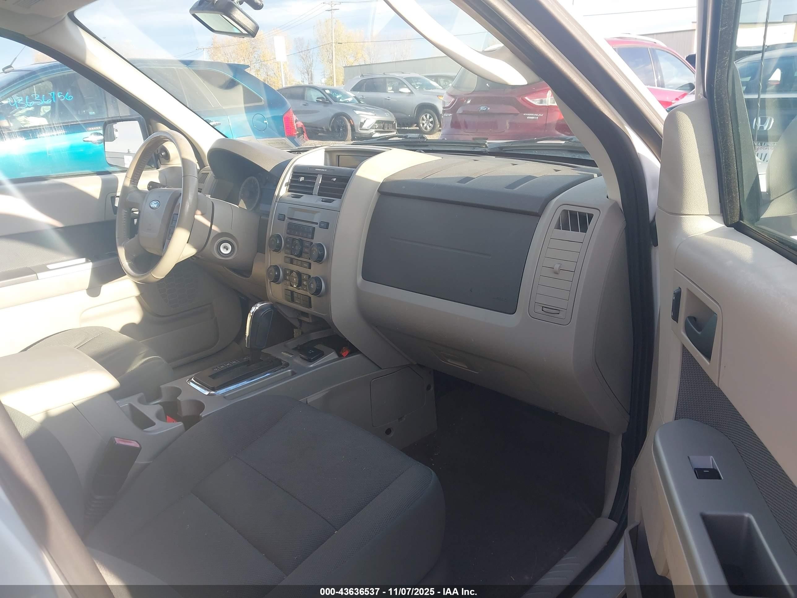 2010 Ford Escape Hybrid Limited White vin: 1FMCU5K39AKA47079