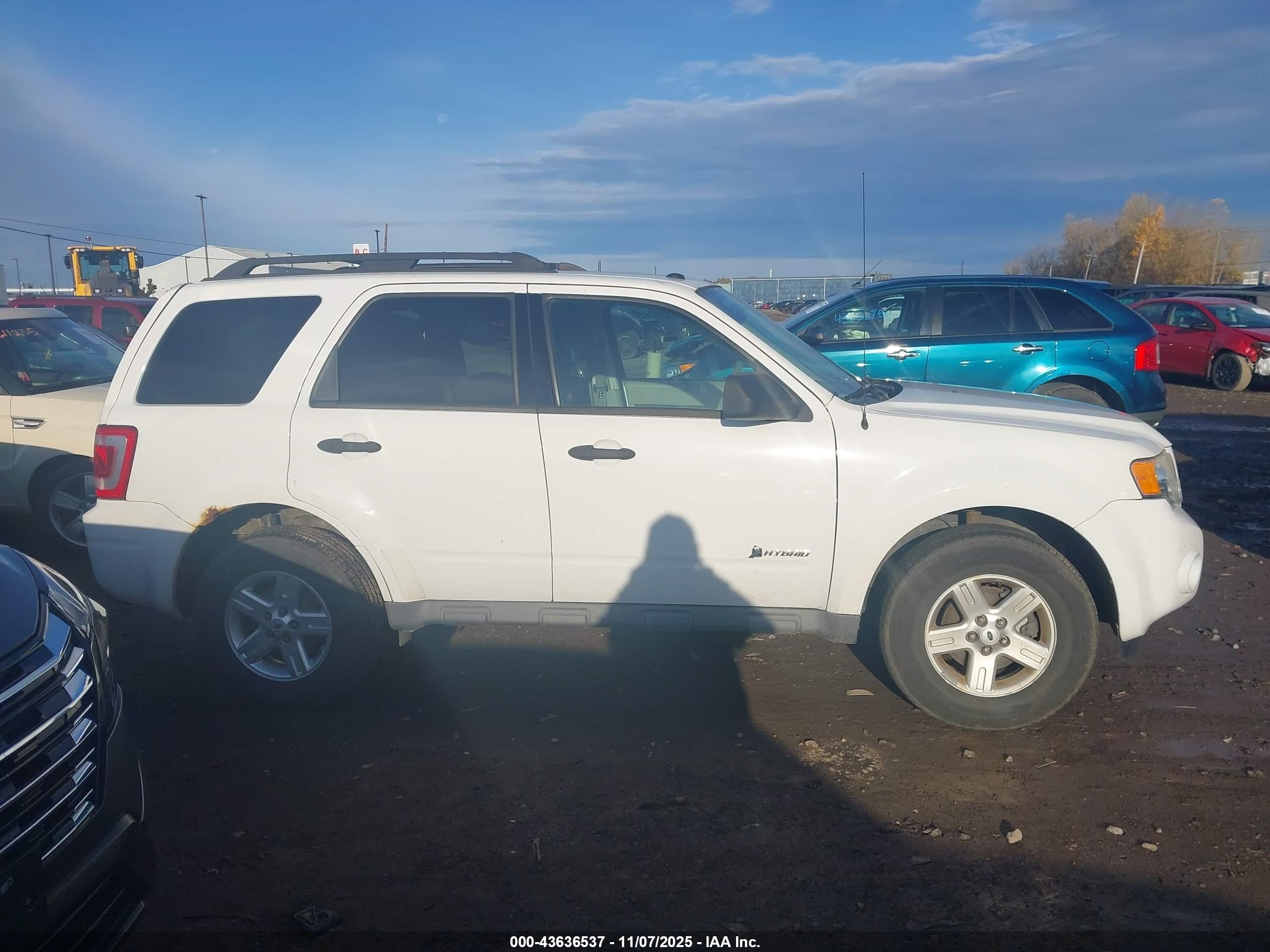 2010 Ford Escape Hybrid Limited White vin: 1FMCU5K39AKA47079