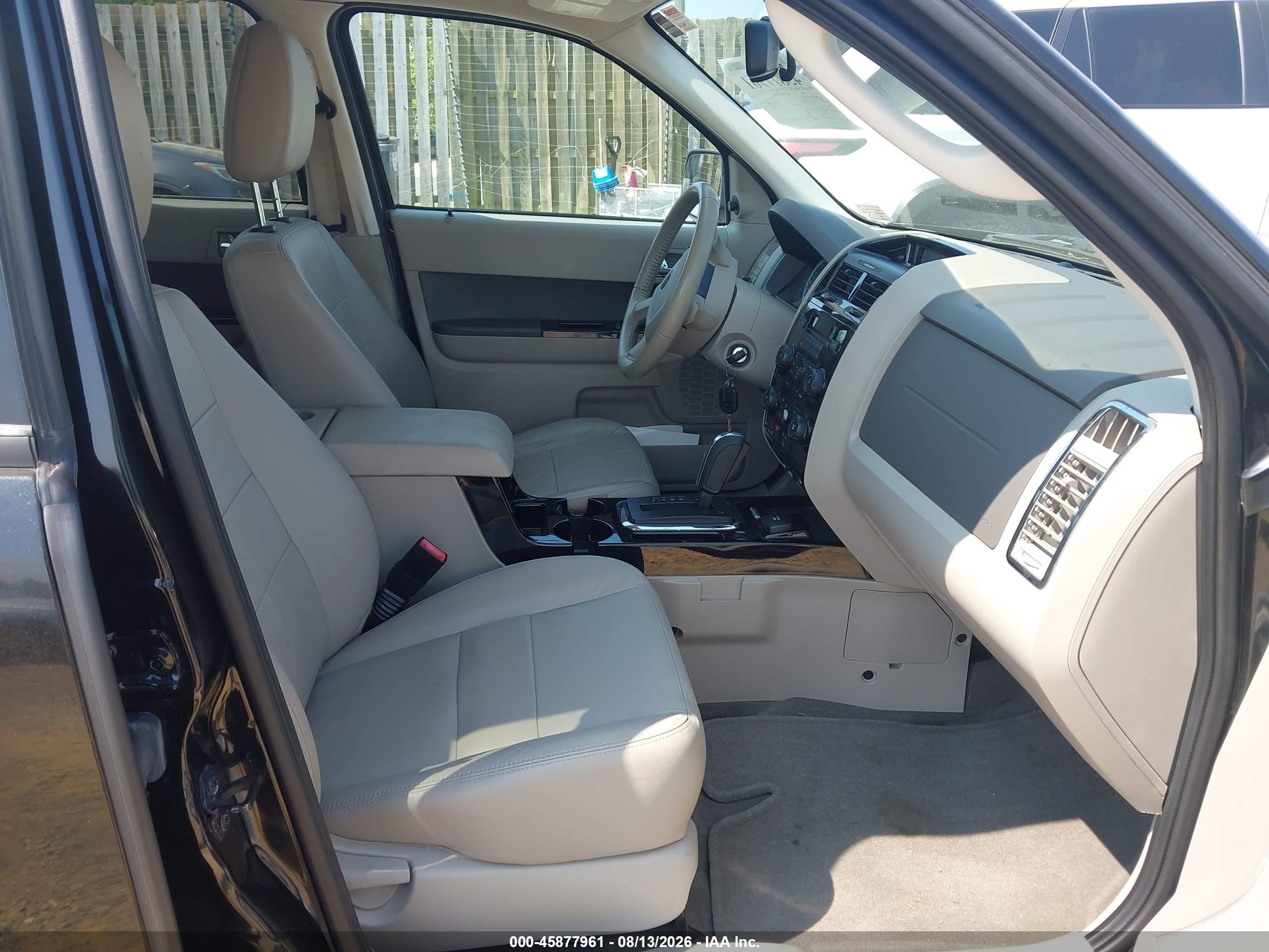2011 Ford Escape Hybrid Limited Черный vin: 1FMCU5K3XBKC60429
