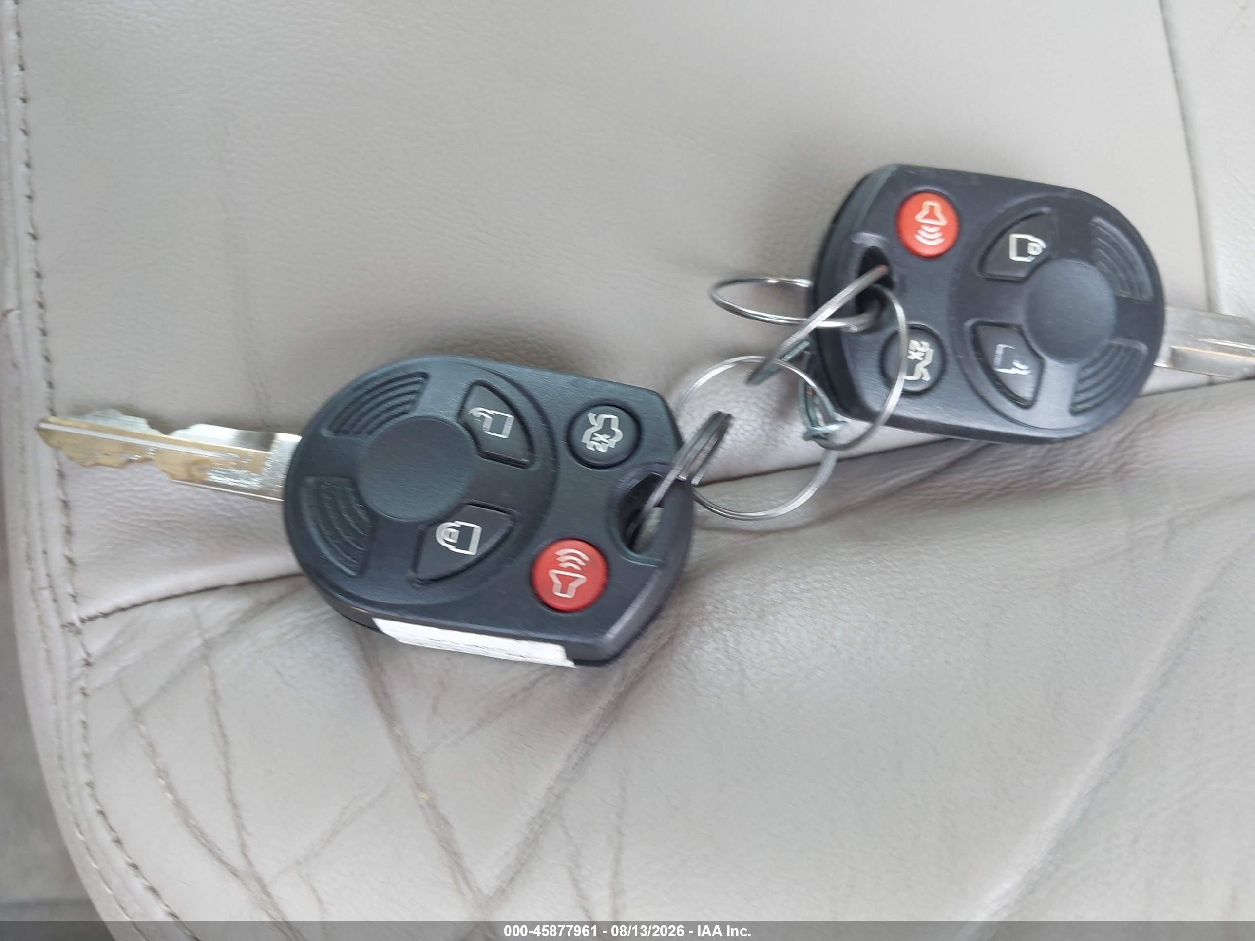 2011 Ford Escape Hybrid Limited Черный vin: 1FMCU5K3XBKC60429