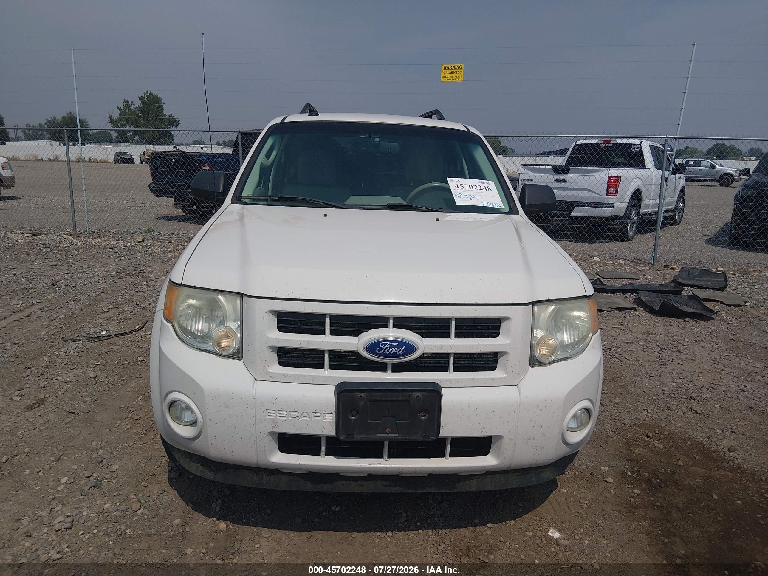 2011 Ford Escape Hybrid   White vin: 1FMCU5K3XBKC69583