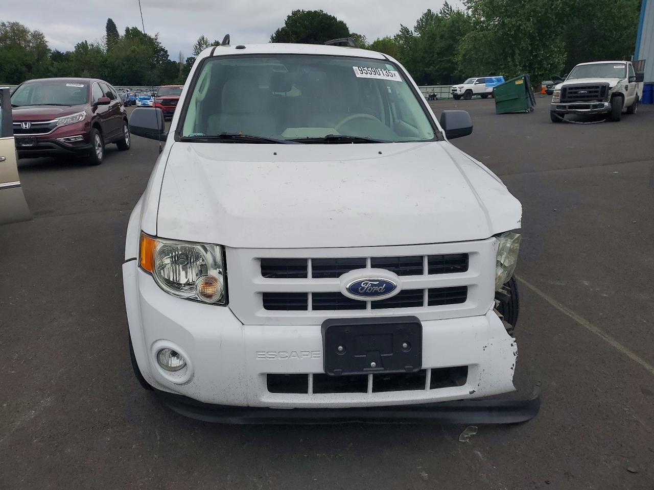 2012 Ford Escape White vin: 1FMCU5K3XCKA10092