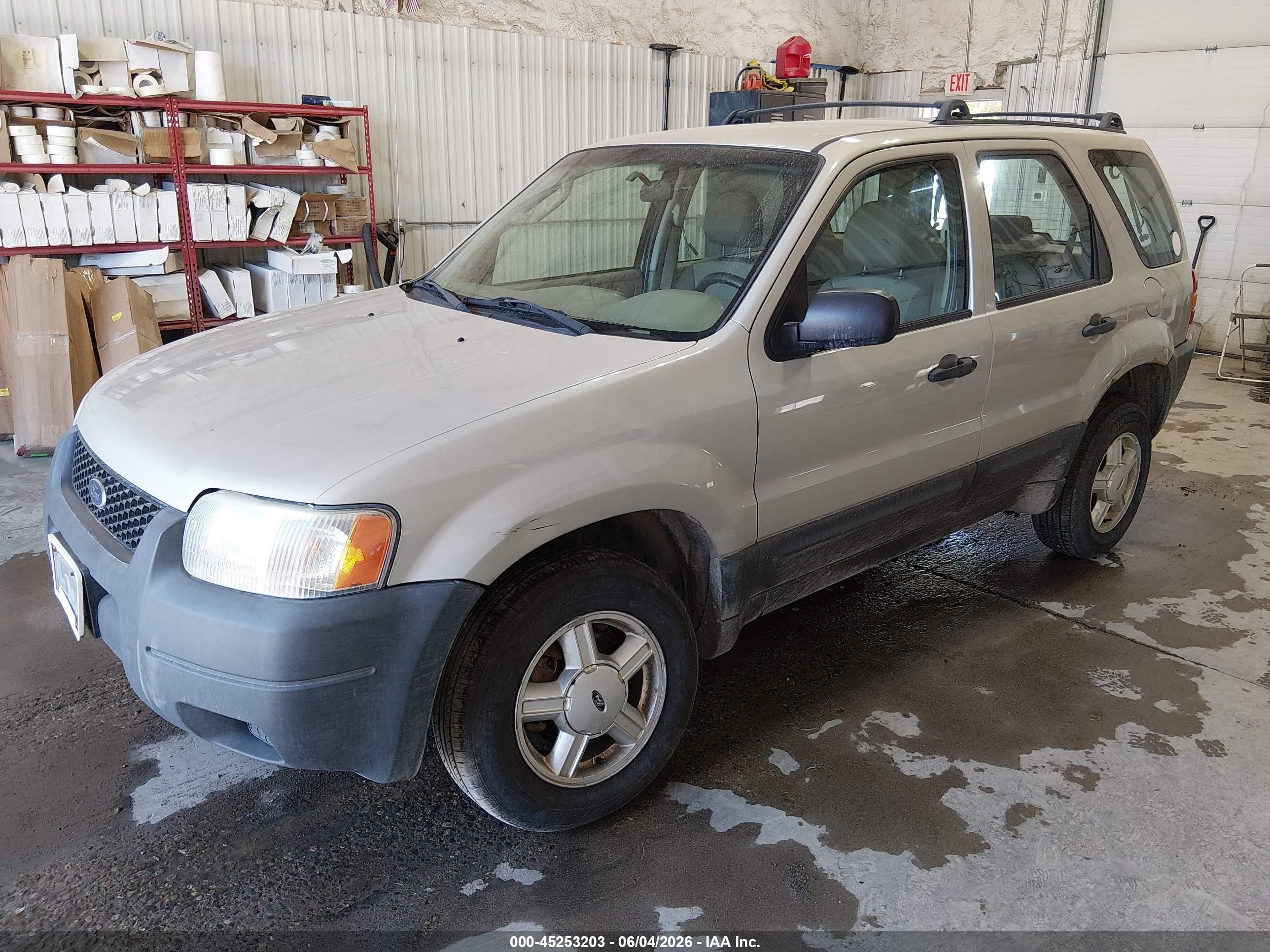 2004 Ford Escape Xls Beige vin: 1FMCU92194KB25337