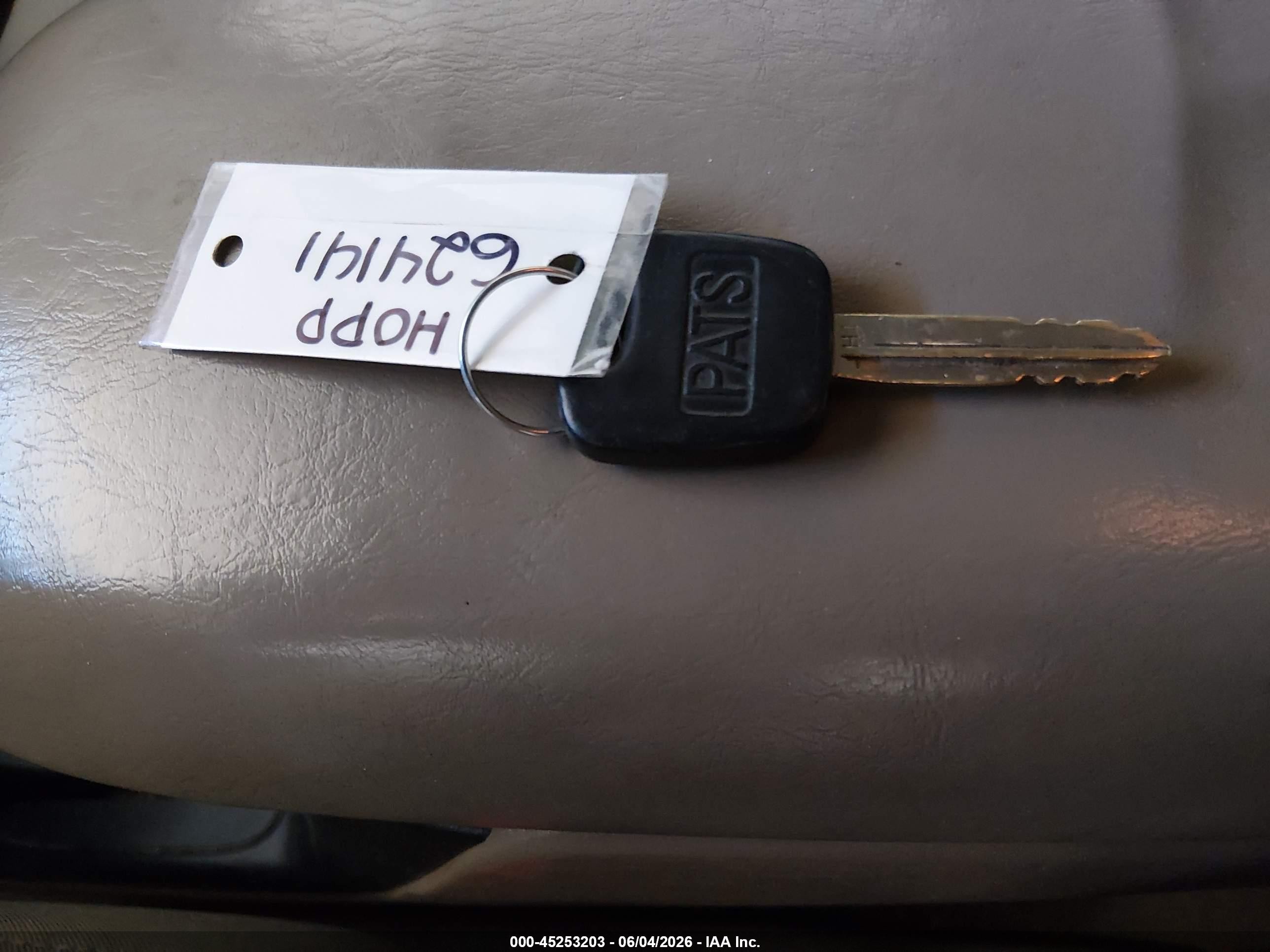2004 Ford Escape Xls Beige vin: 1FMCU92194KB25337