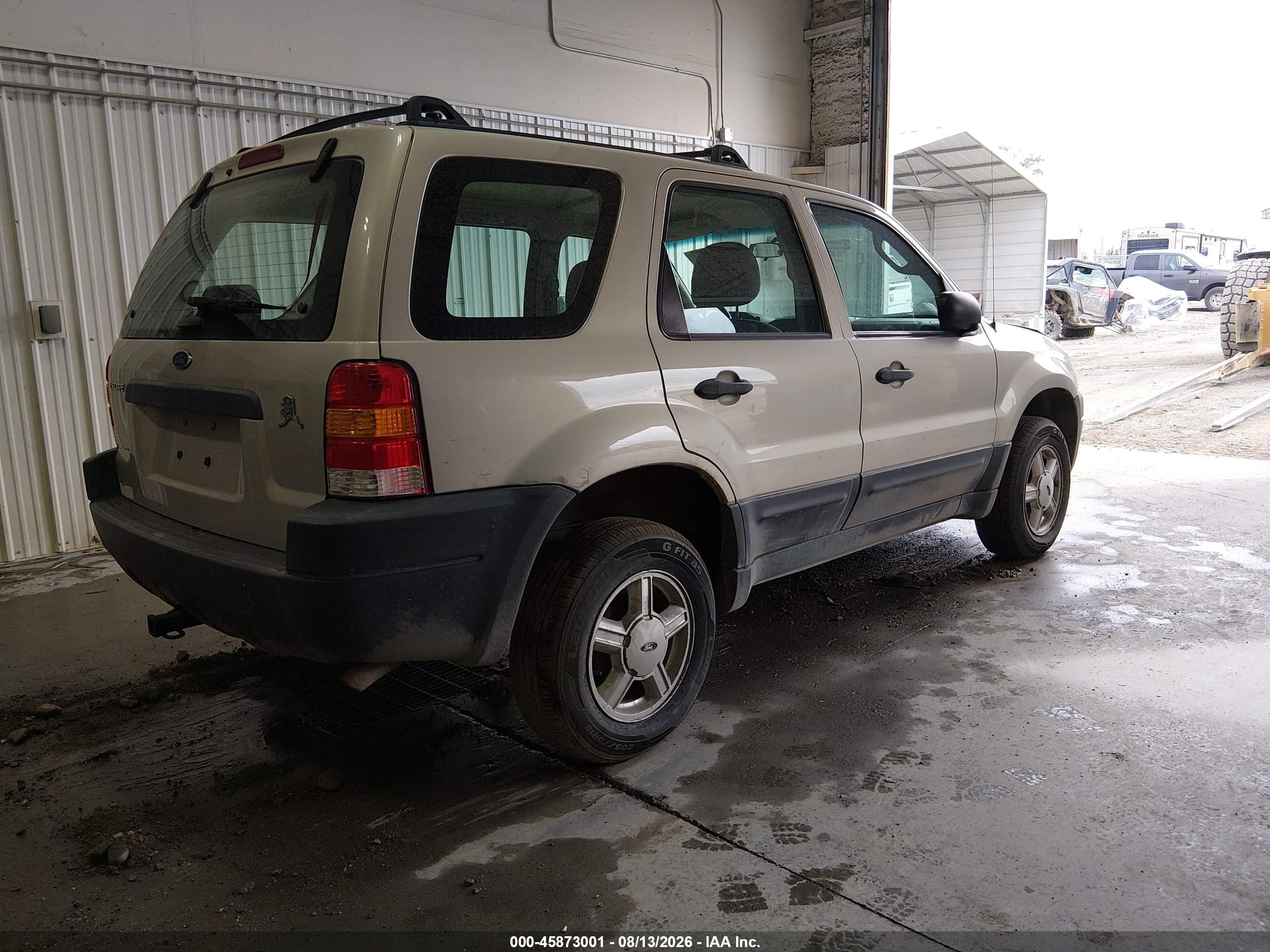 2004 Ford Escape Xls Gold vin: 1FMCU92194KB25337