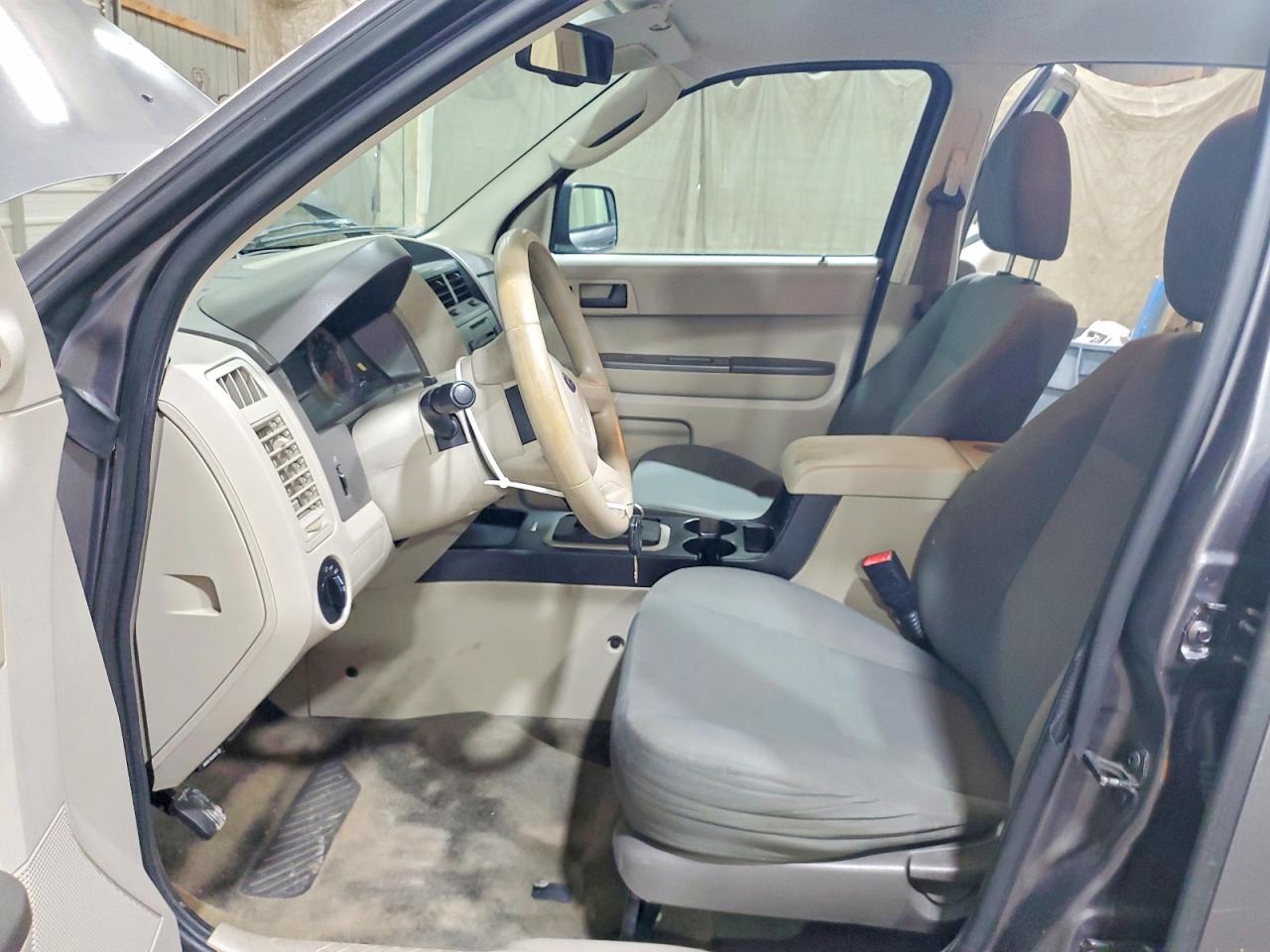 2009 Ford Escape Xls Gray vin: 1FMCU92729KB79798