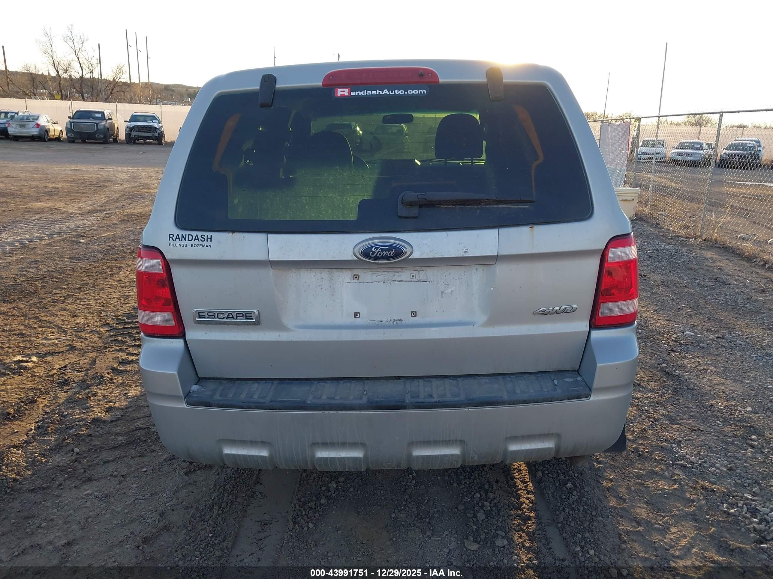 2009 Ford Escape Xls Silver vin: 1FMCU92739KB54618