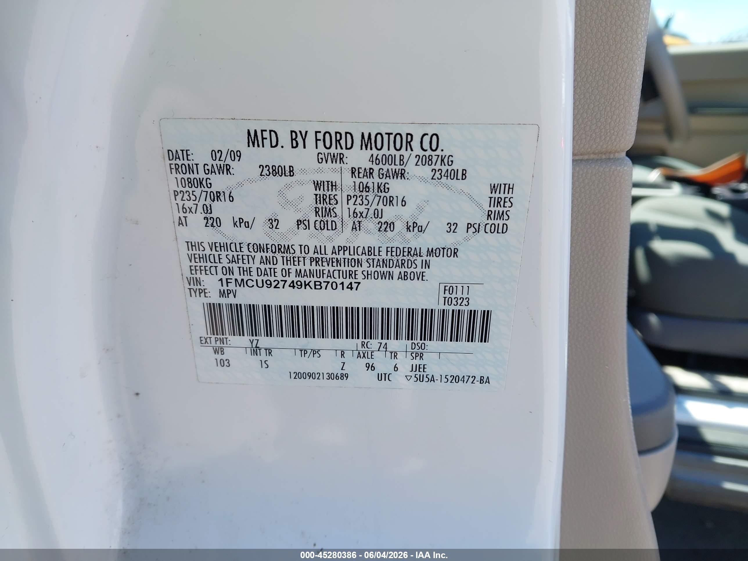 2009 Ford Escape Xls White vin: 1FMCU92749KB70147