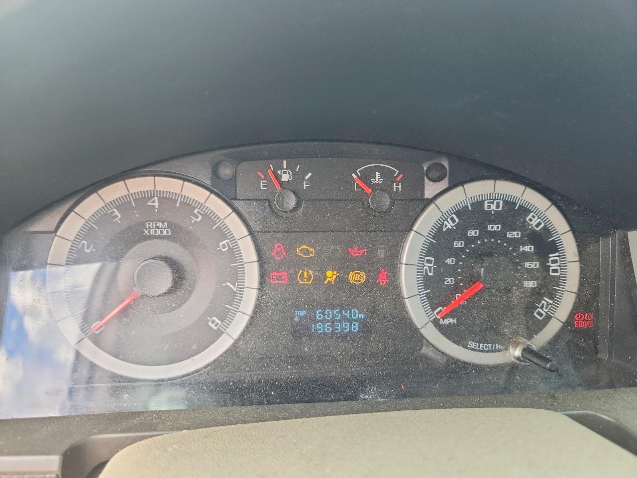 2009 Ford Escape Xls Red vin: 1FMCU92749KB70374