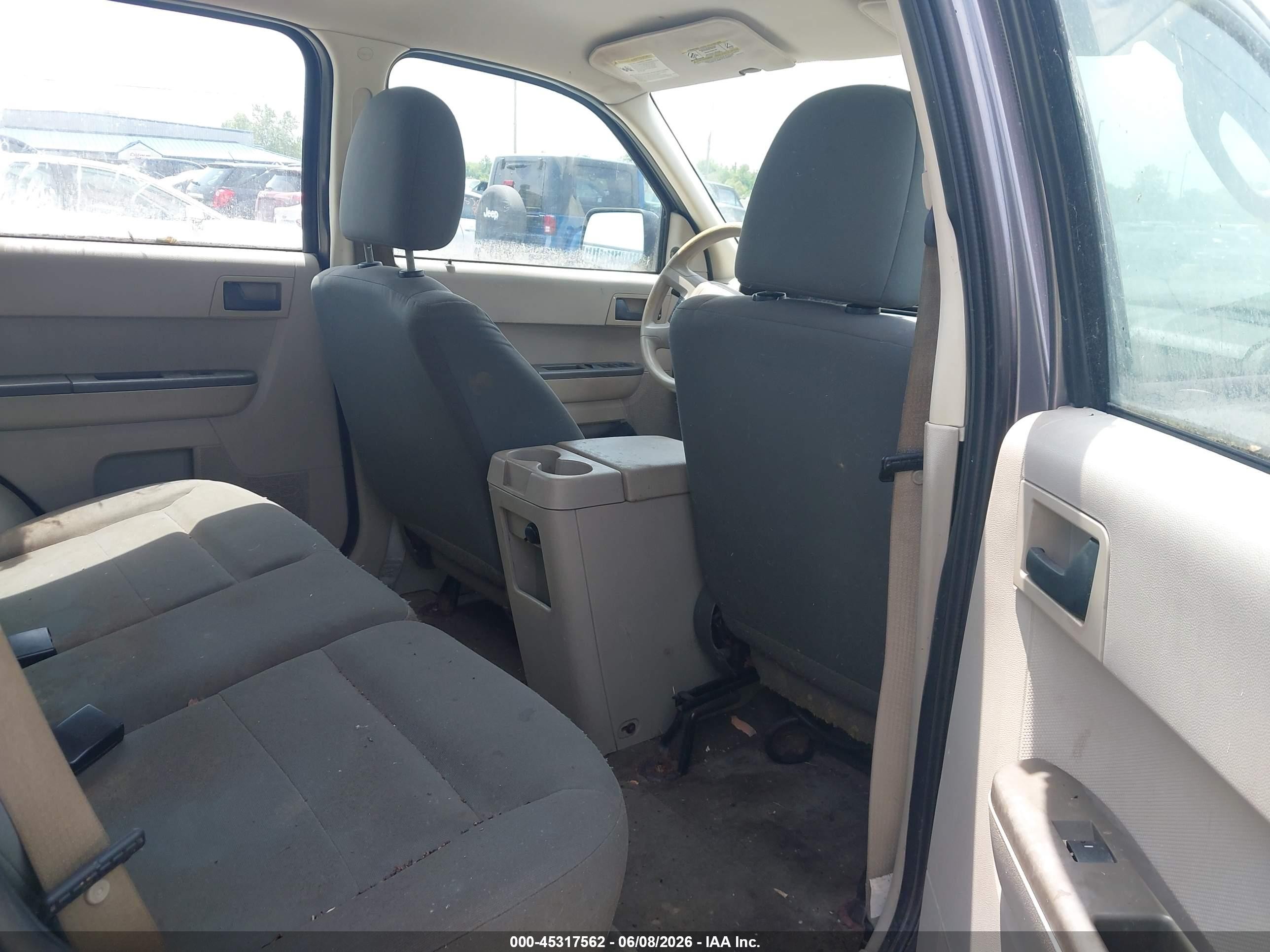 2009 Ford Escape Xls Gray vin: 1FMCU92789KC25215