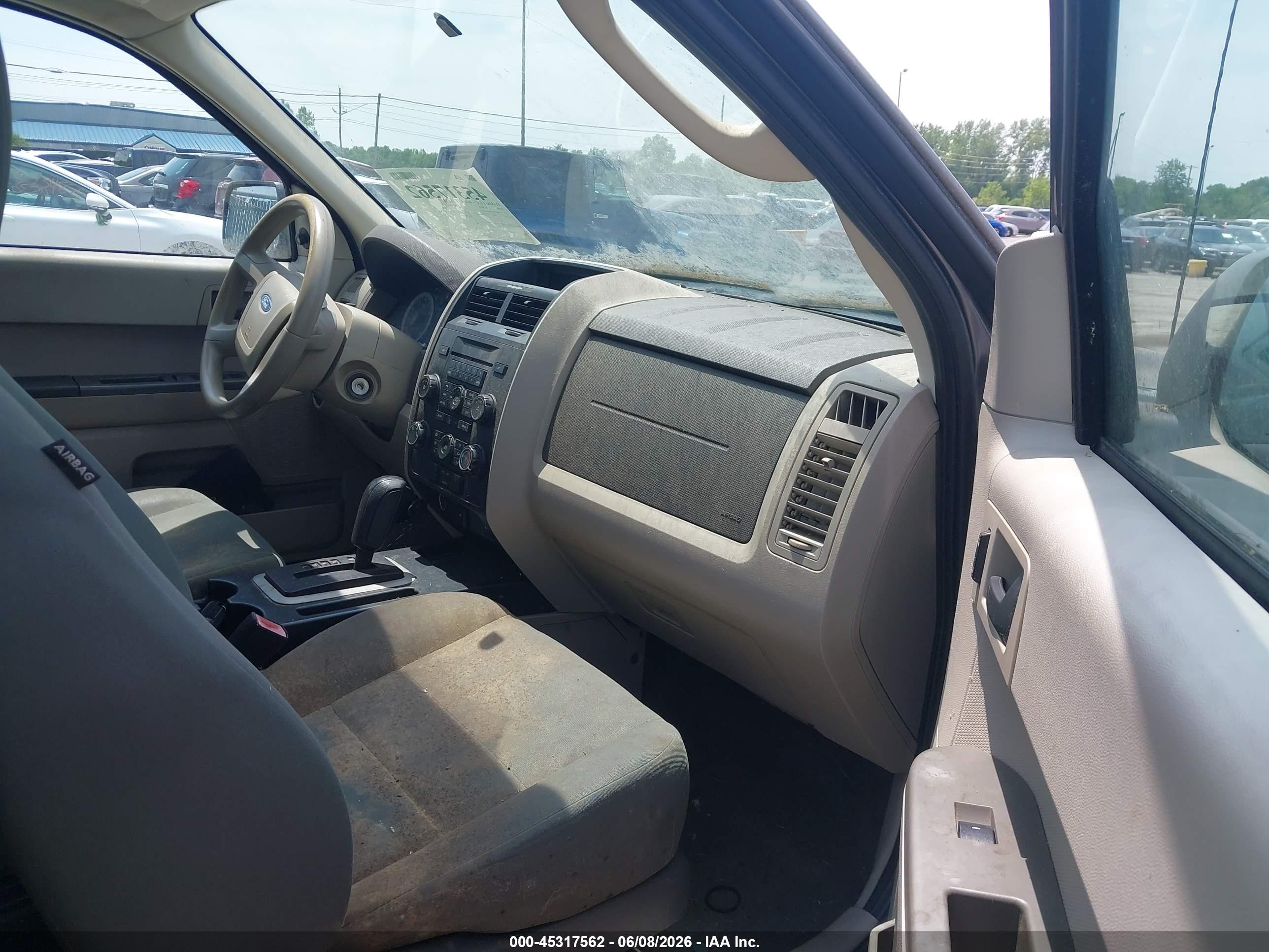 2009 Ford Escape Xls Gray vin: 1FMCU92789KC25215
