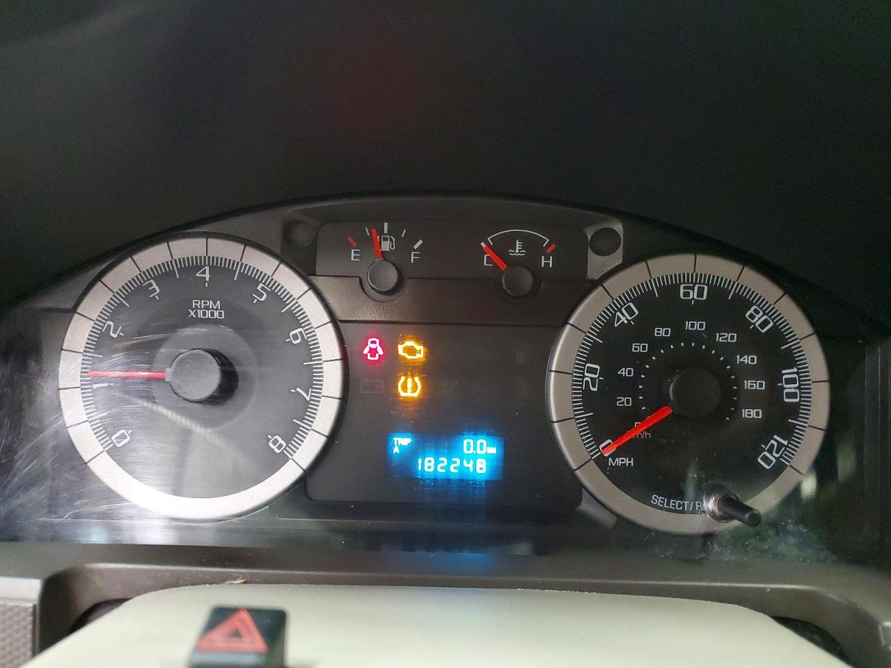 2008 Ford Escape Xls White vin: 1FMCU92Z18KB15946