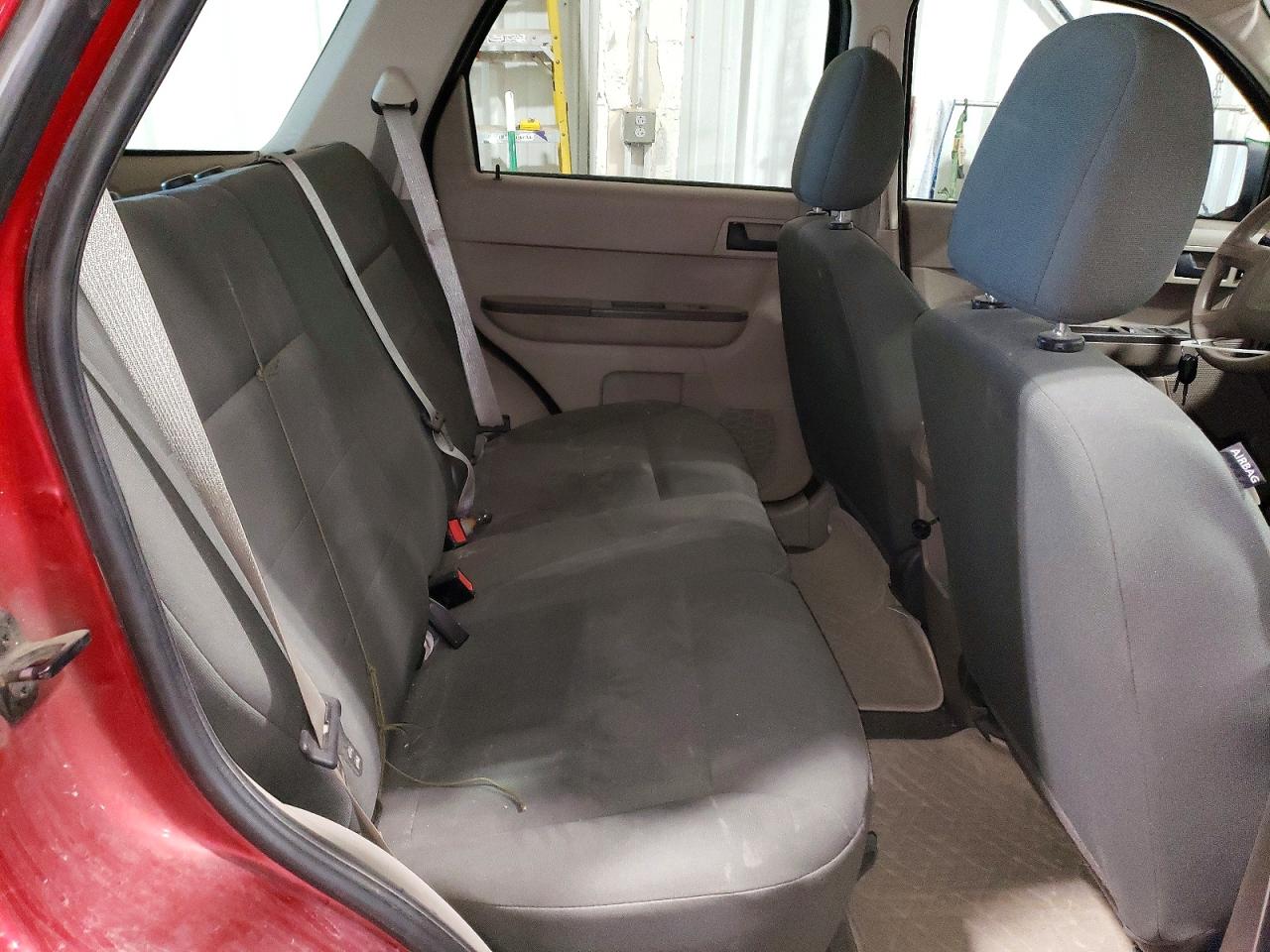 2008 Ford Escape Xls Red vin: 1FMCU92Z28KA34485