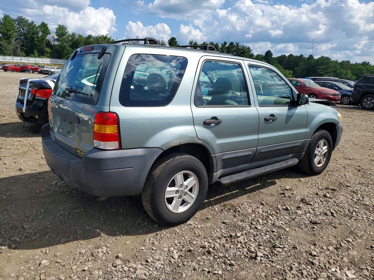 2005 Ford Escape Xls Gray vin: 1FMCU92Z45KA81982