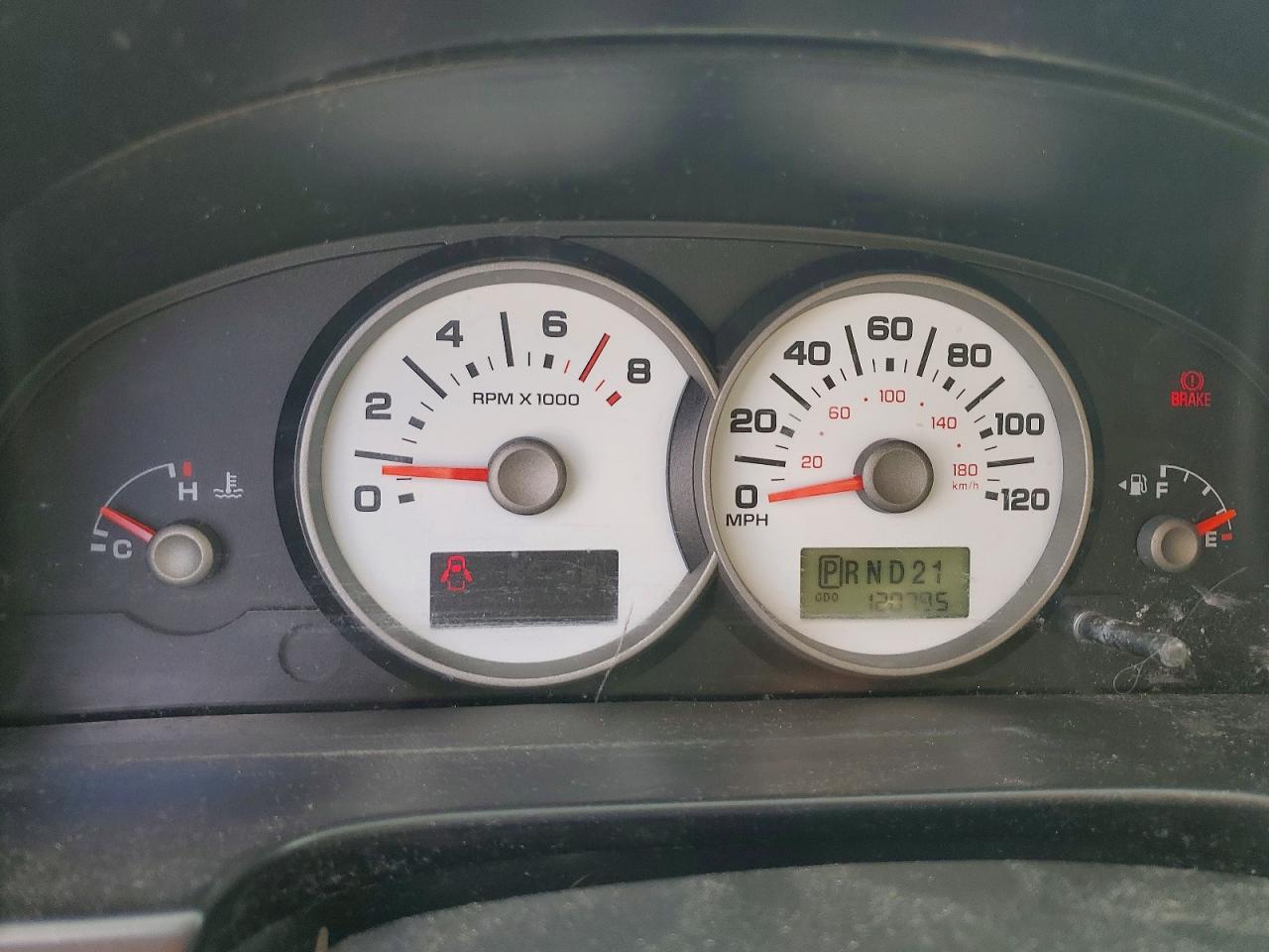 2005 Ford Escape Xls Gray vin: 1FMCU92Z45KA81982