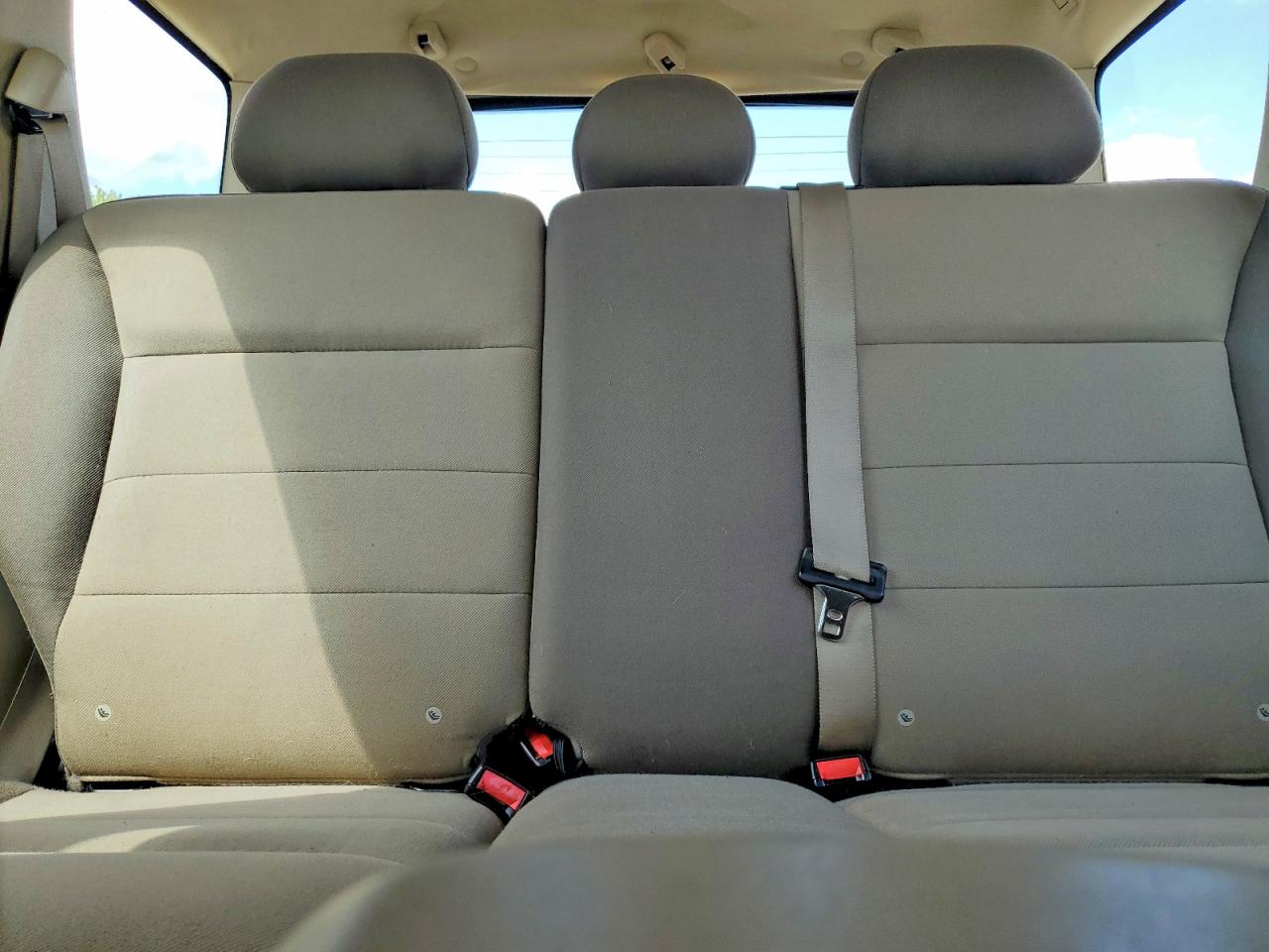 2005 Ford Escape Xls Gray vin: 1FMCU92Z45KA81982