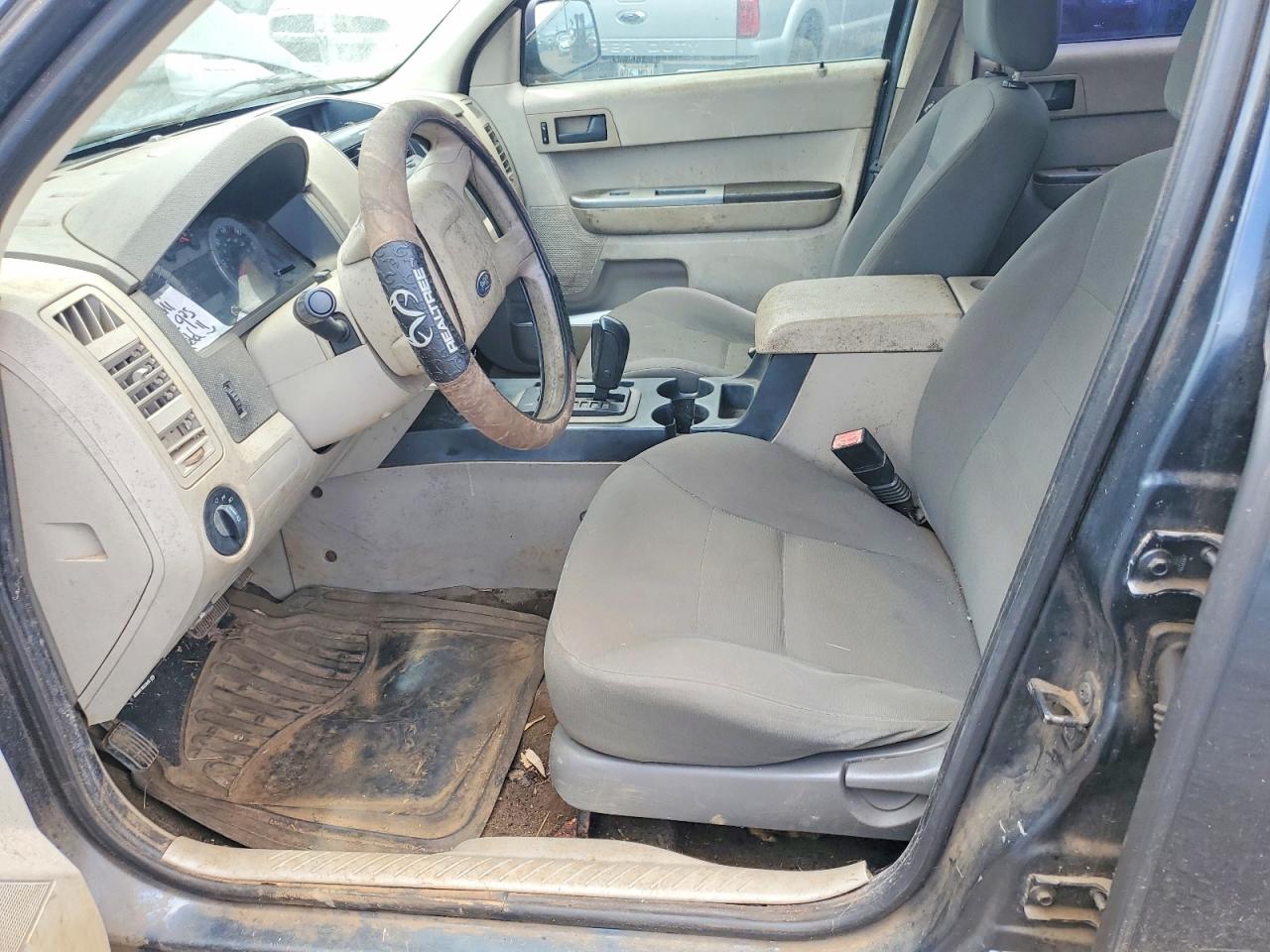 2008 Ford Escape Xls Серый vin: 1FMCU92Z58KB85451