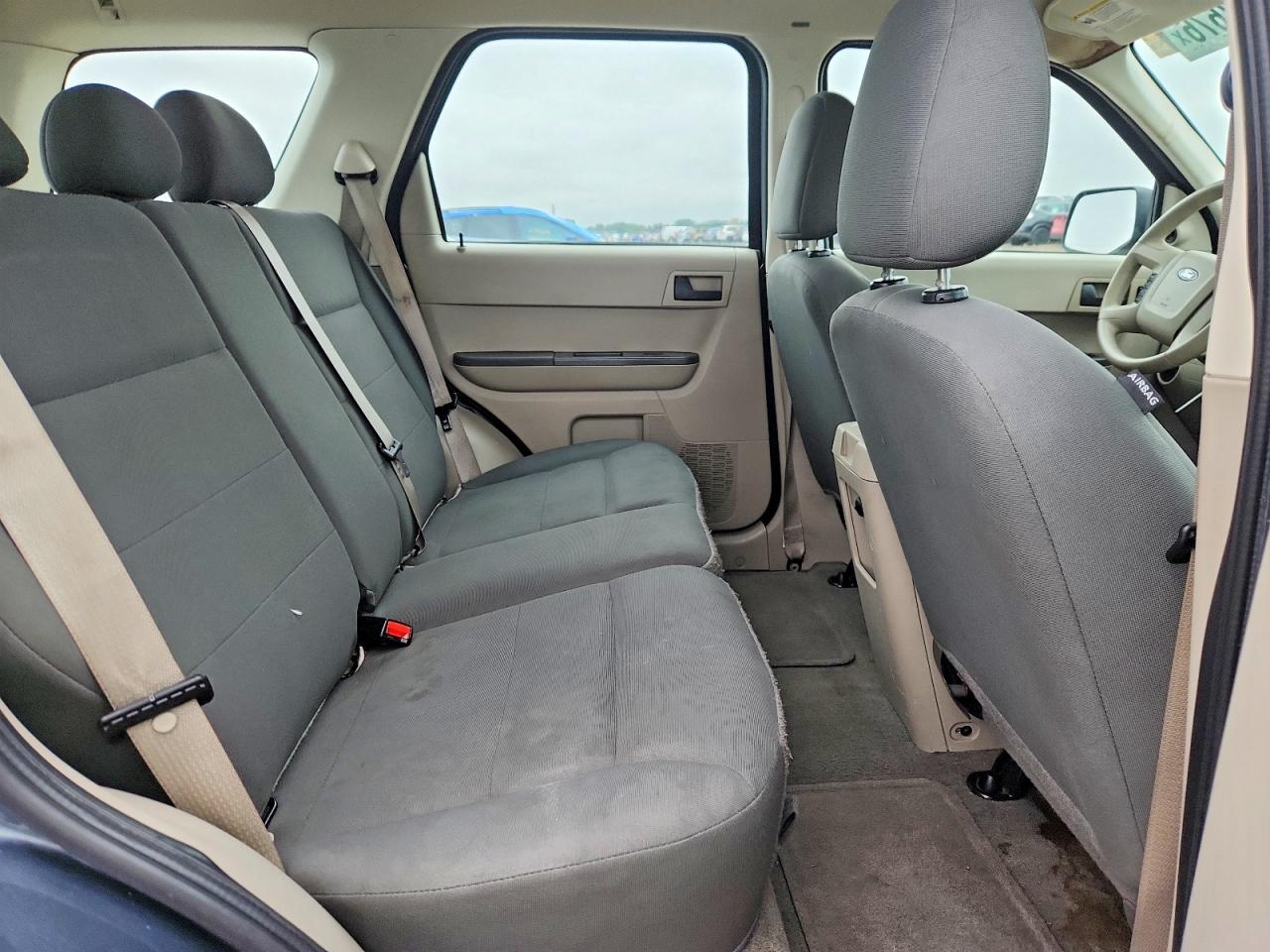 2008 Ford Escape Xls Серый vin: 1FMCU92Z78KB14624