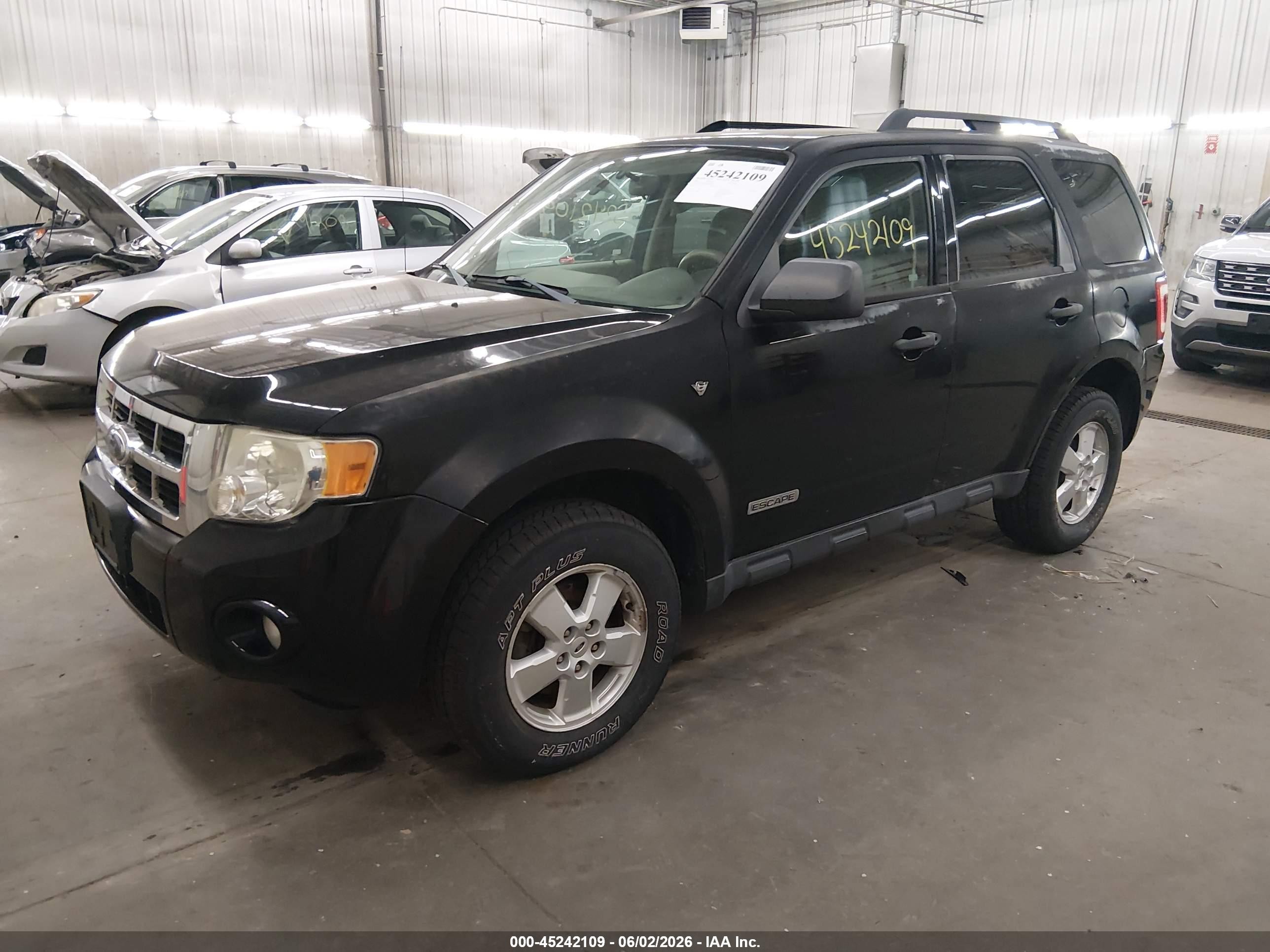2008 Ford Escape Xlt Black vin: 1FMCU93108KB02680