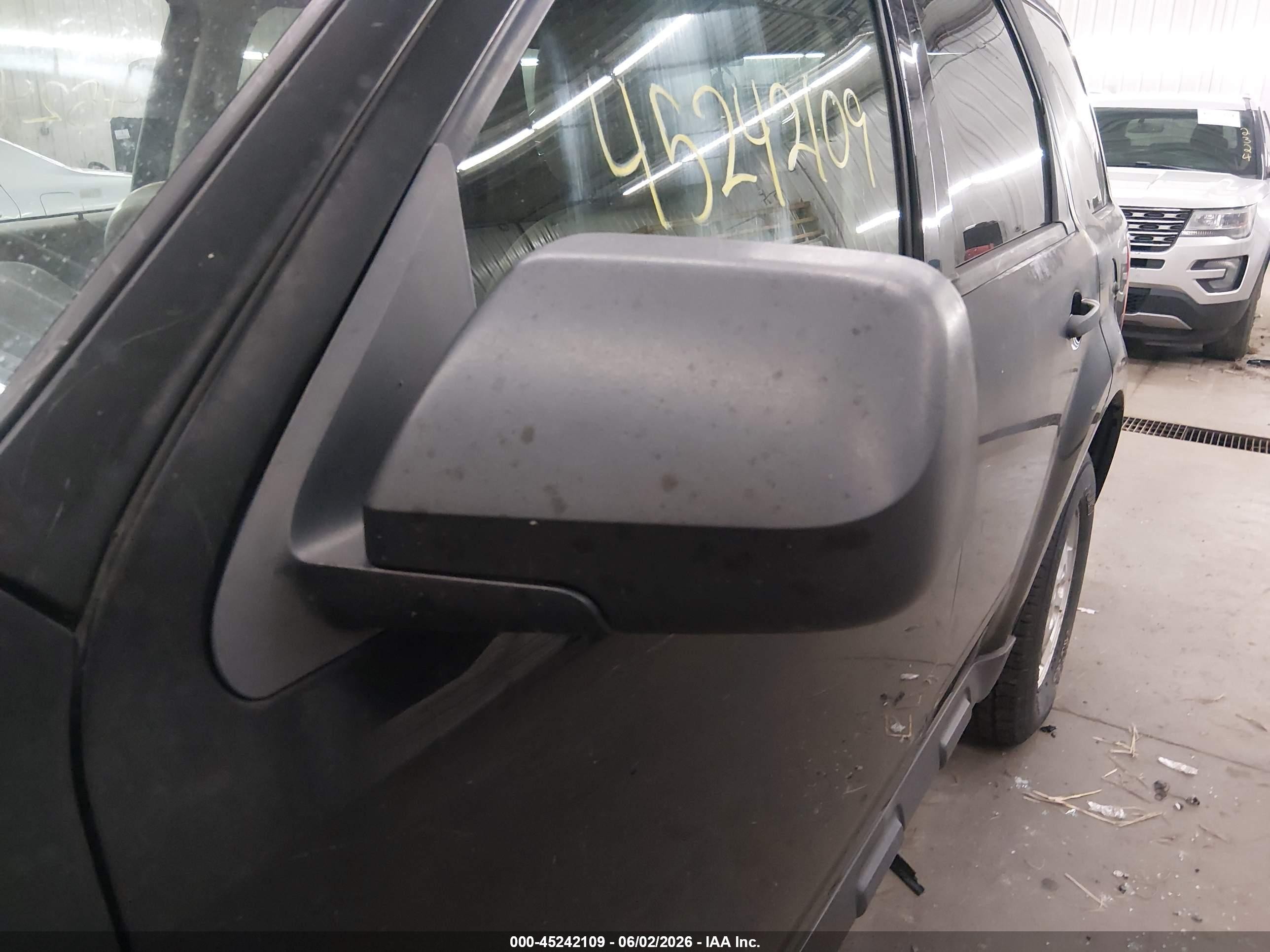 2008 Ford Escape Xlt Black vin: 1FMCU93108KB02680