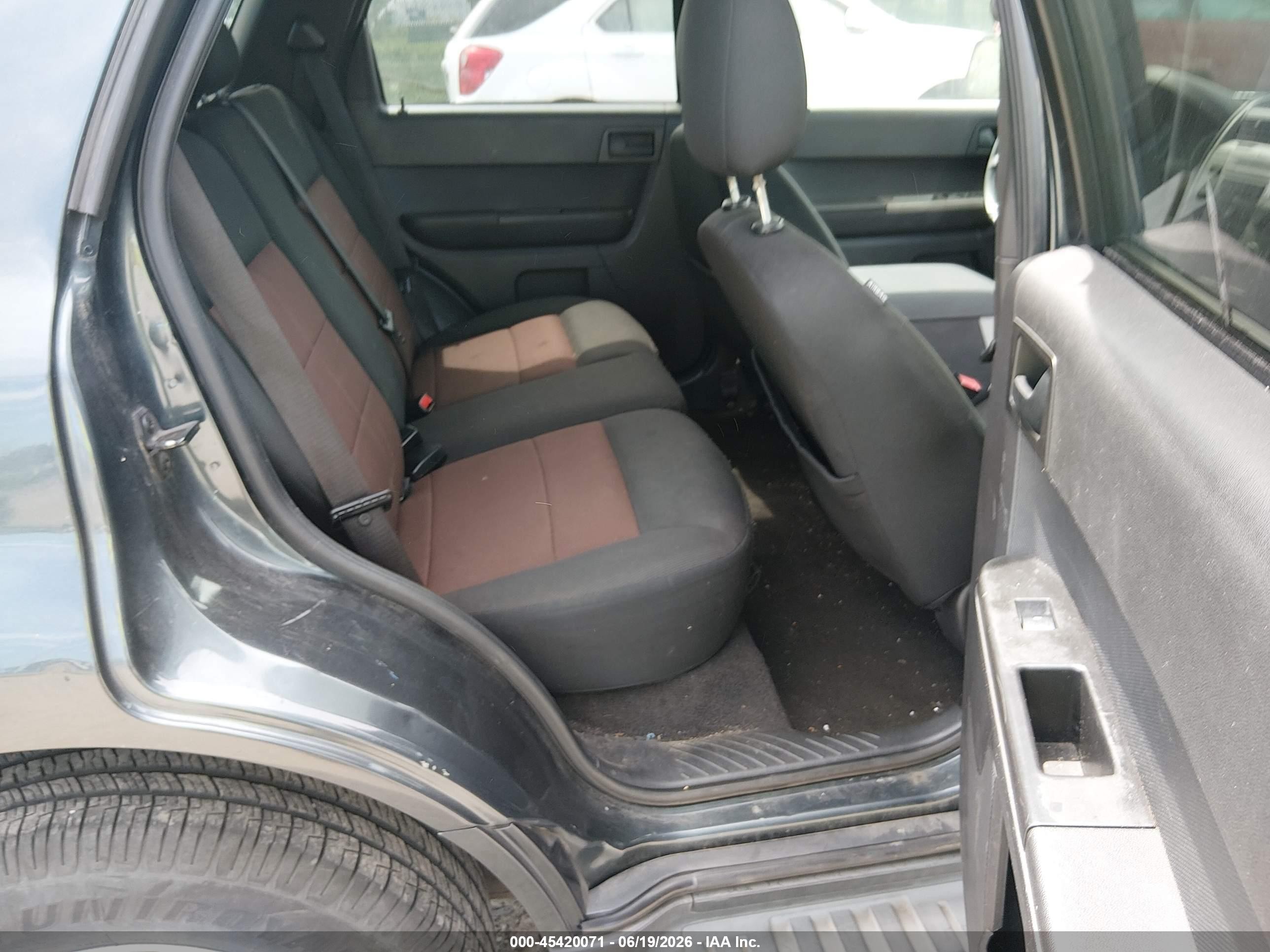 2008 Ford Escape Xlt Dark Blue vin: 1FMCU93108KB35484