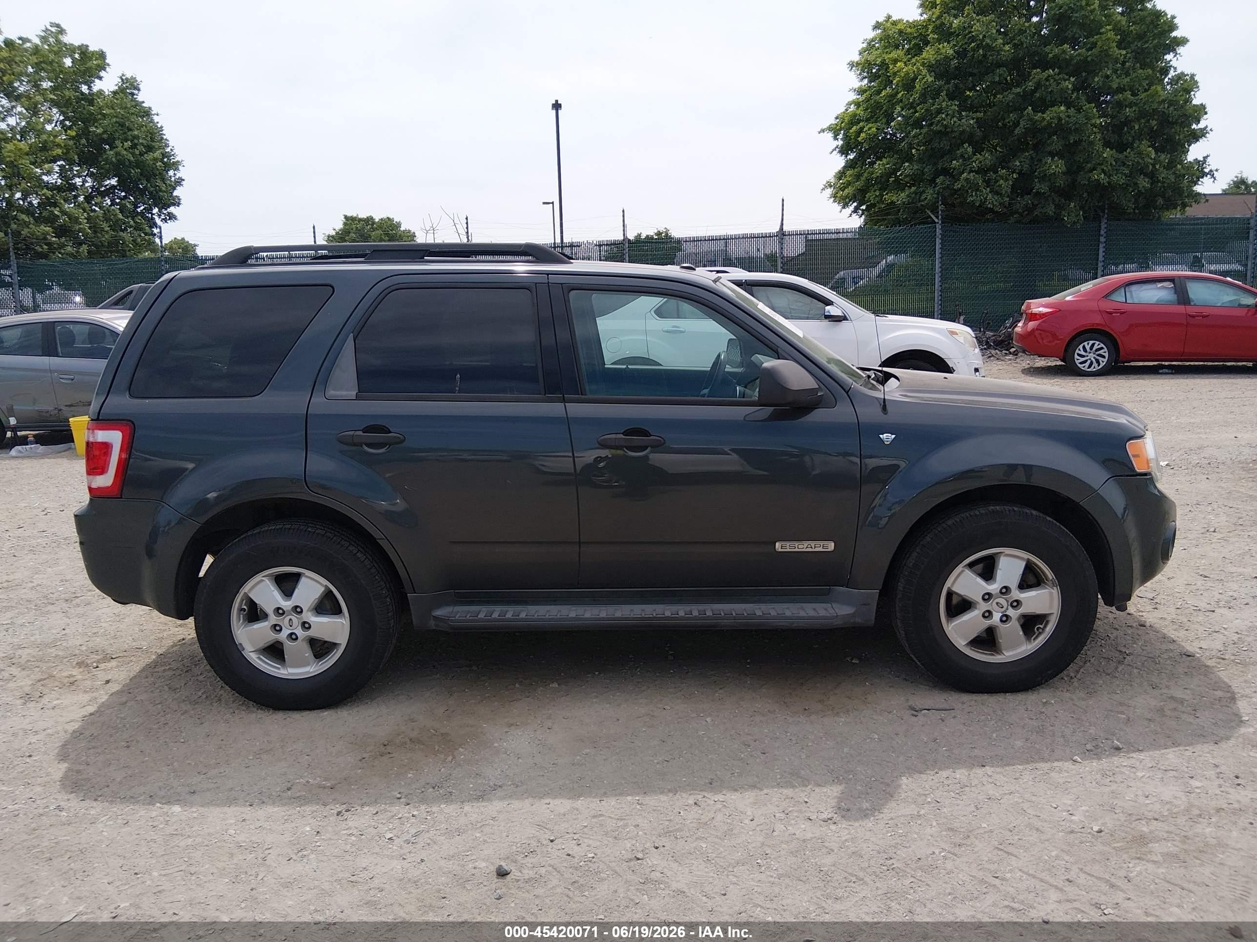 2008 Ford Escape Xlt Dark Blue vin: 1FMCU93108KB35484