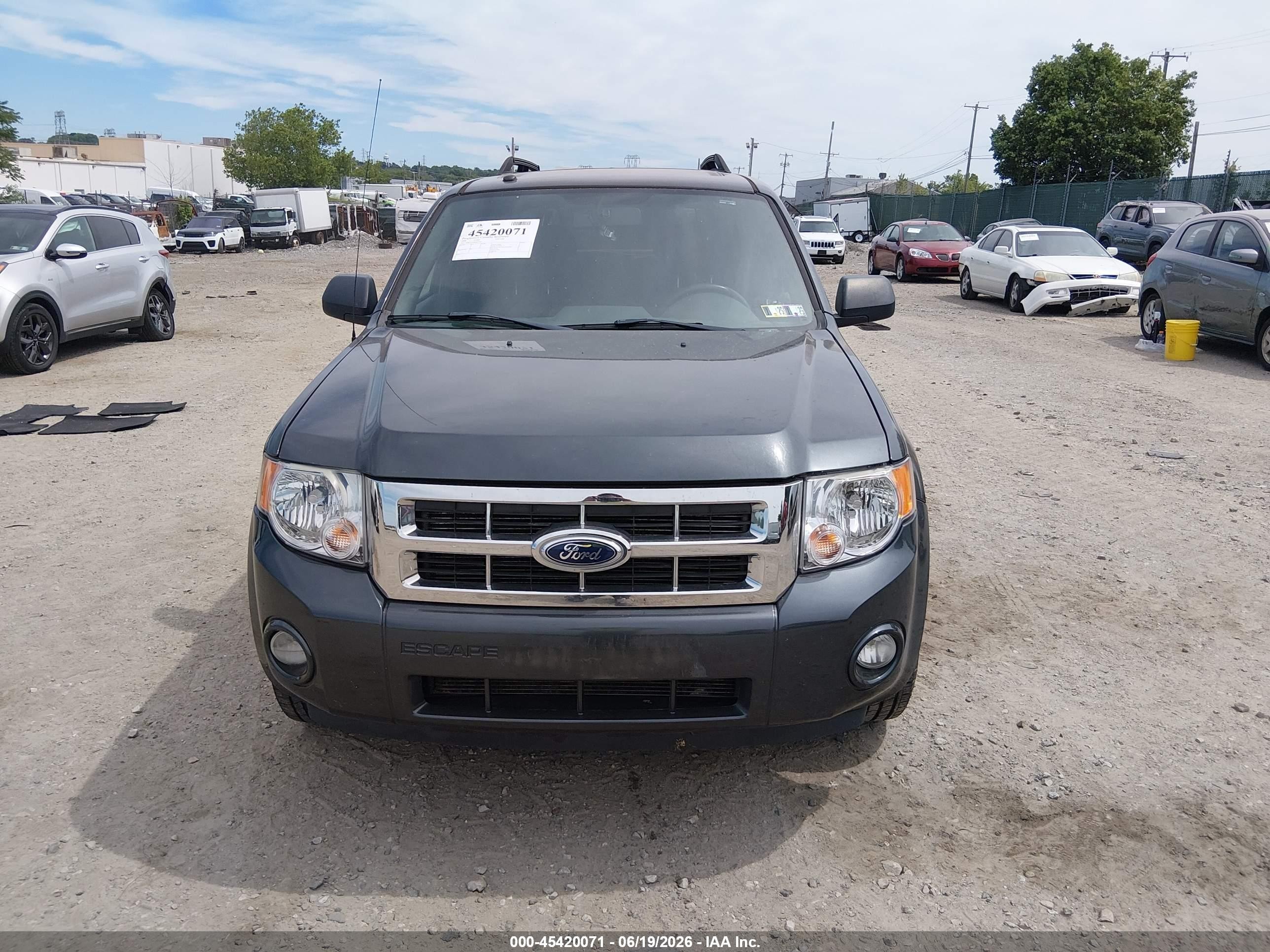 2008 Ford Escape Xlt Dark Blue vin: 1FMCU93108KB35484