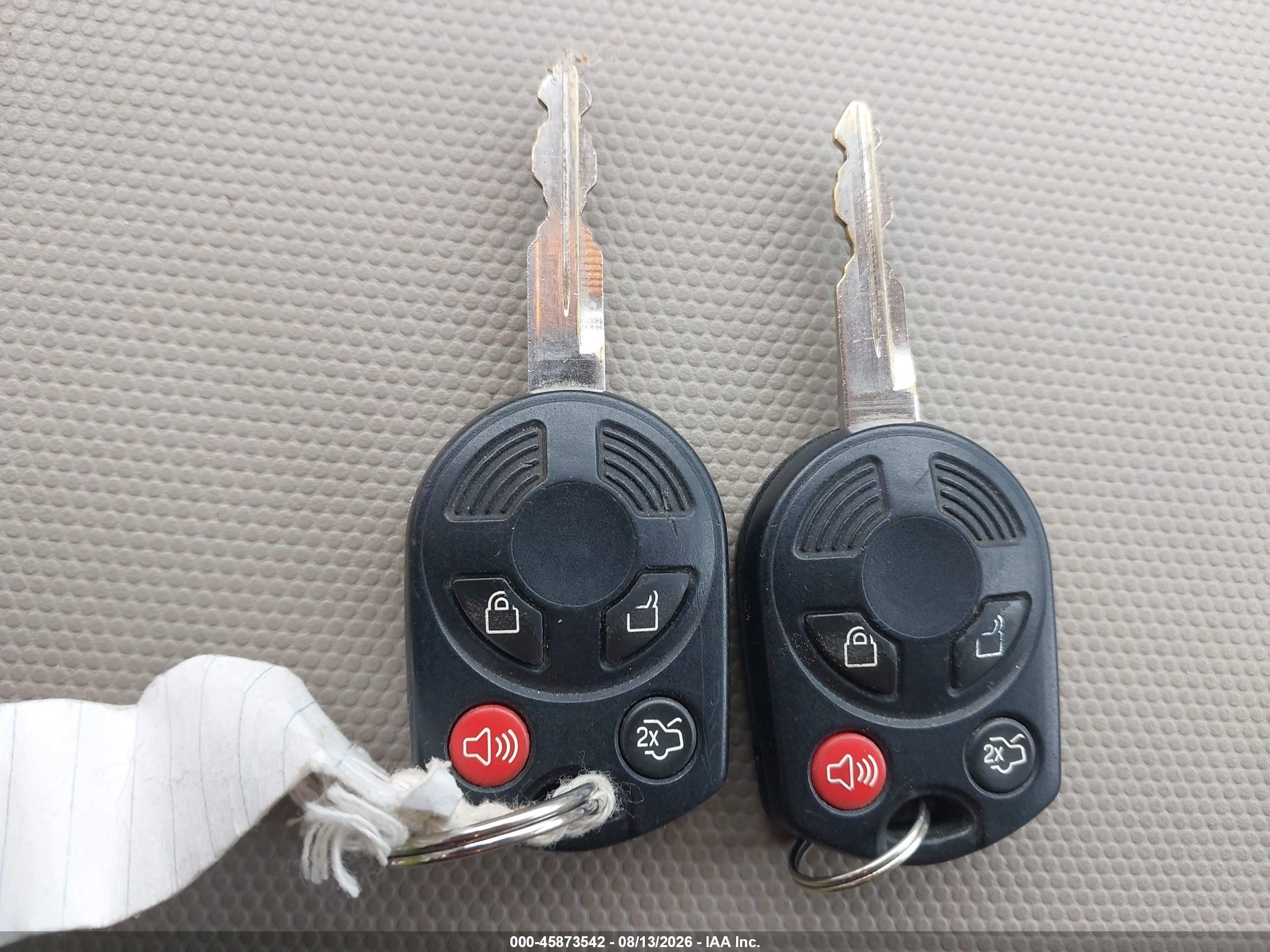 2008 Ford Escape Xlt Серый vin: 1FMCU93108KB90145