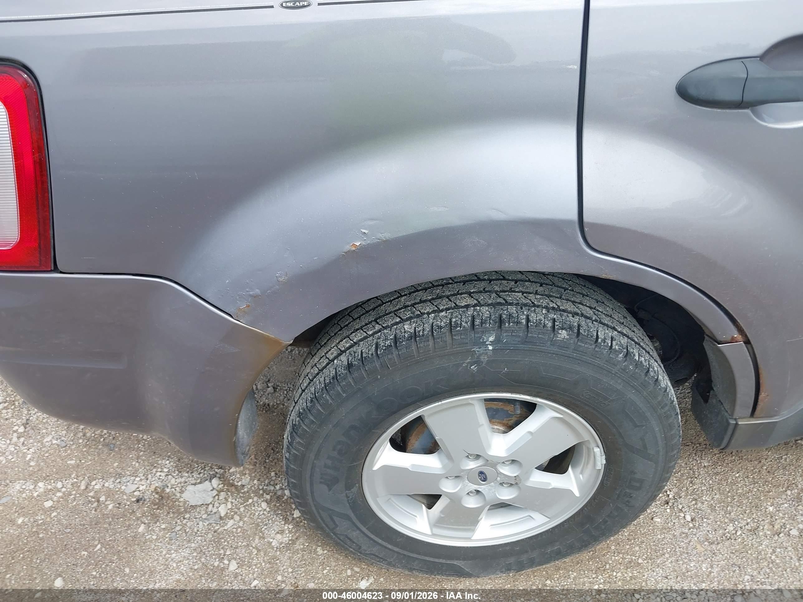 2008 Ford Escape Xlt Gray vin: 1FMCU93108KB91618