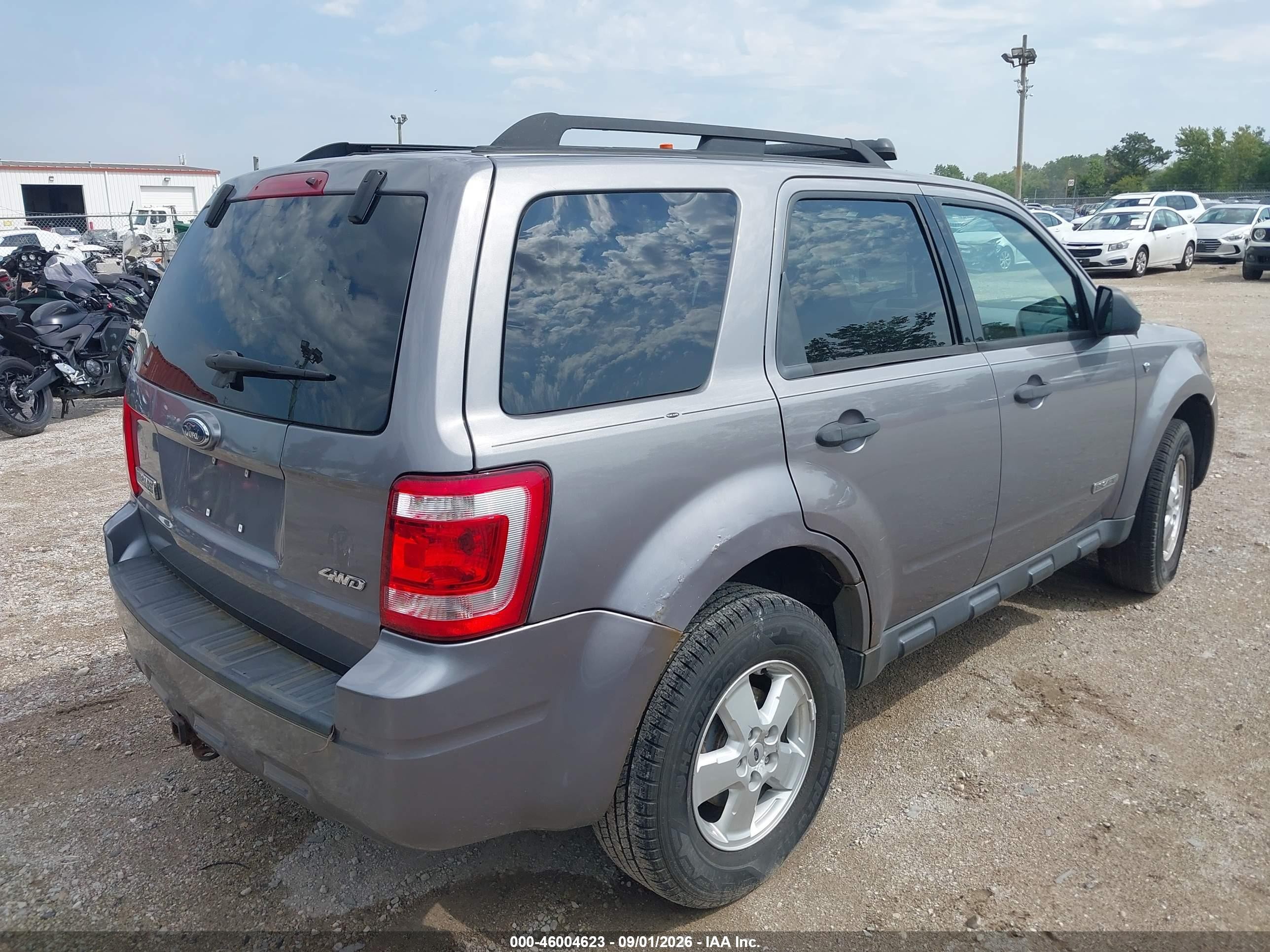2008 Ford Escape Xlt Gray vin: 1FMCU93108KB91618