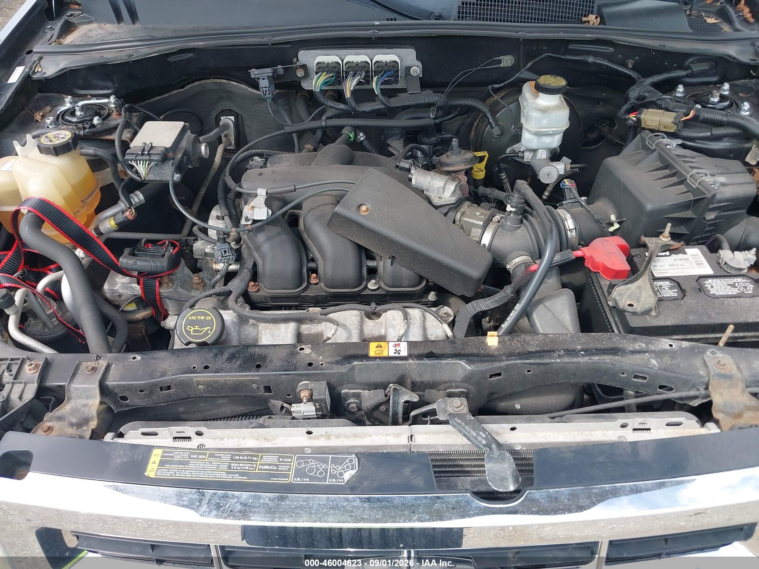 2008 Ford Escape Xlt Gray vin: 1FMCU93108KB91618