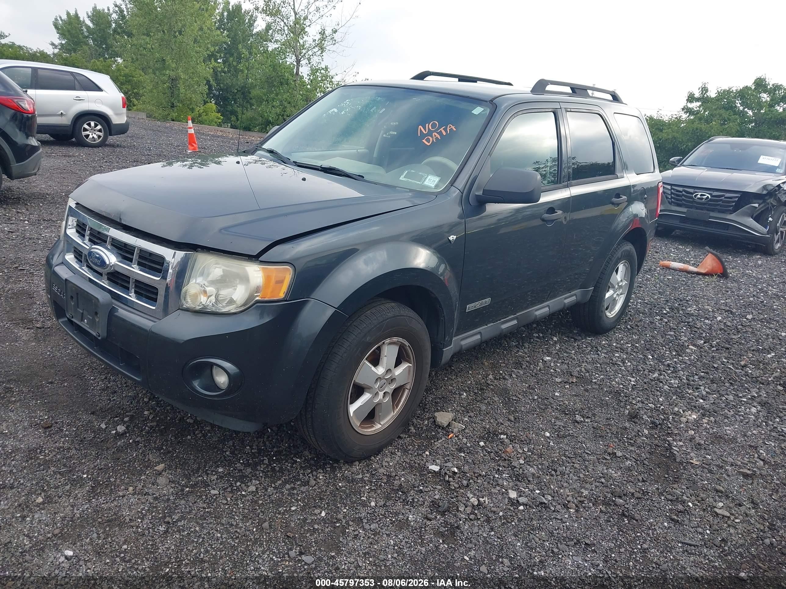 2008 Ford Escape Xlt Gray vin: 1FMCU93108KC14394