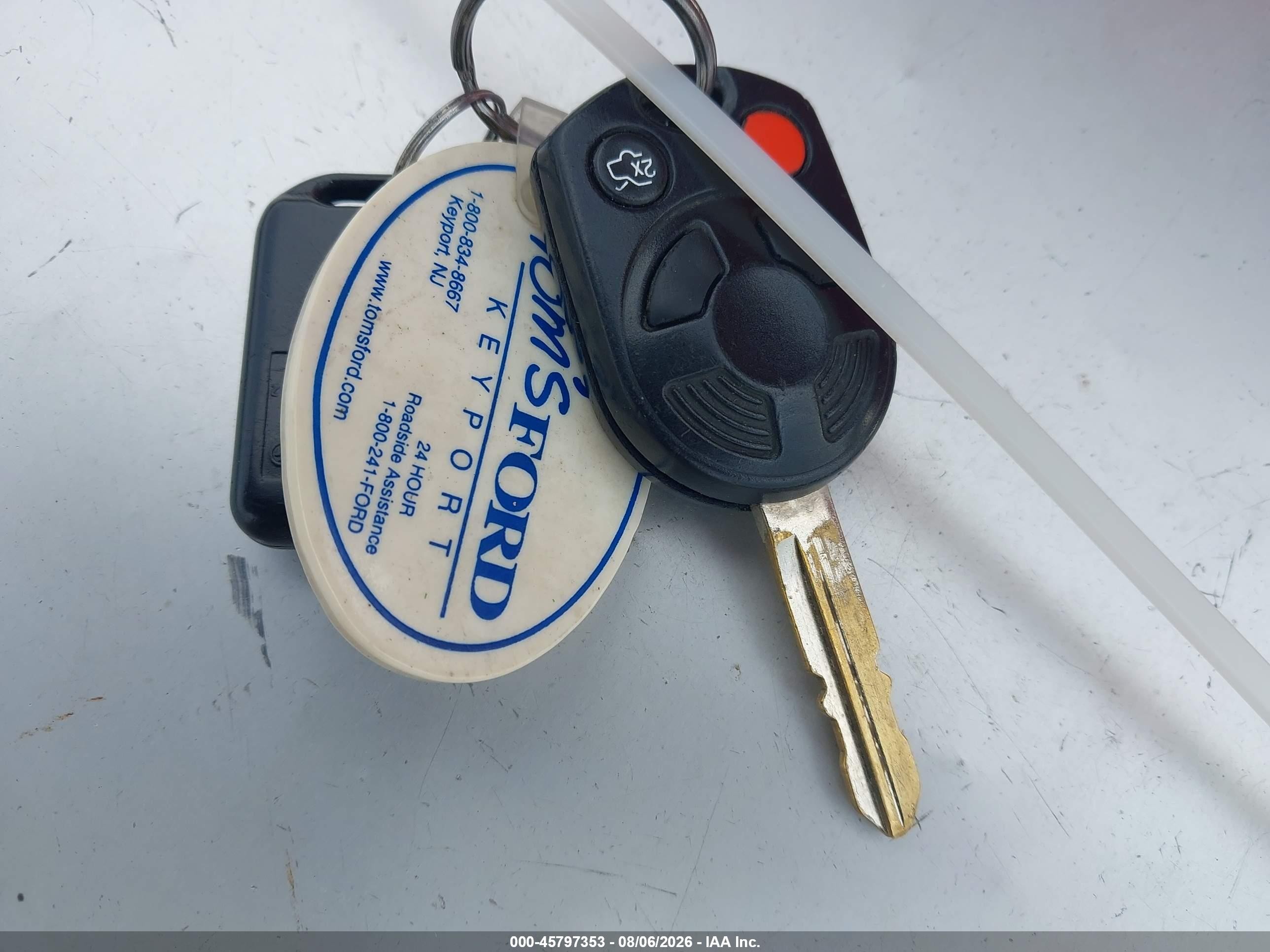 2008 Ford Escape Xlt Gray vin: 1FMCU93108KC14394