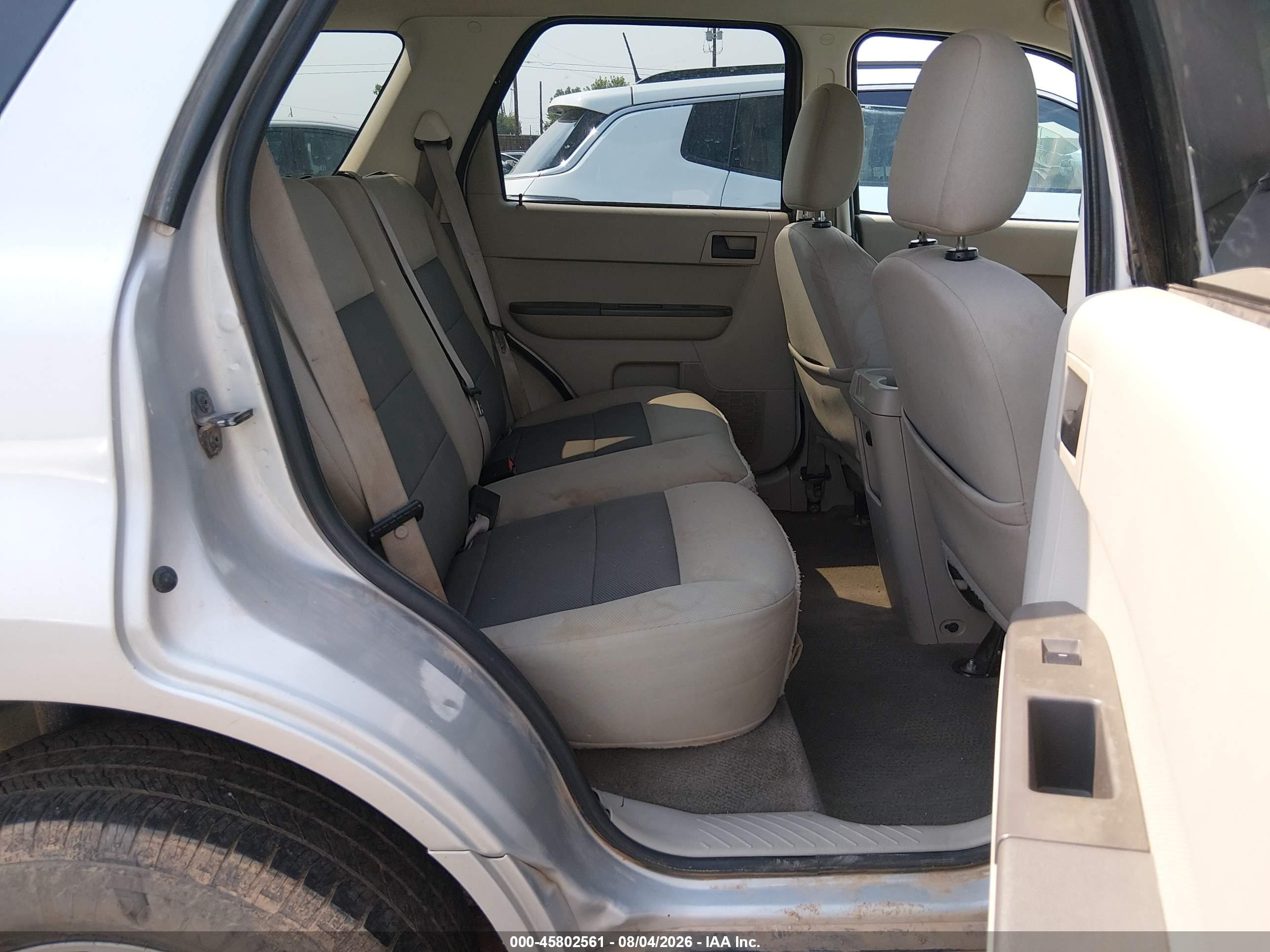 2008 Ford Escape Xlt Silver vin: 1FMCU93108KE03420