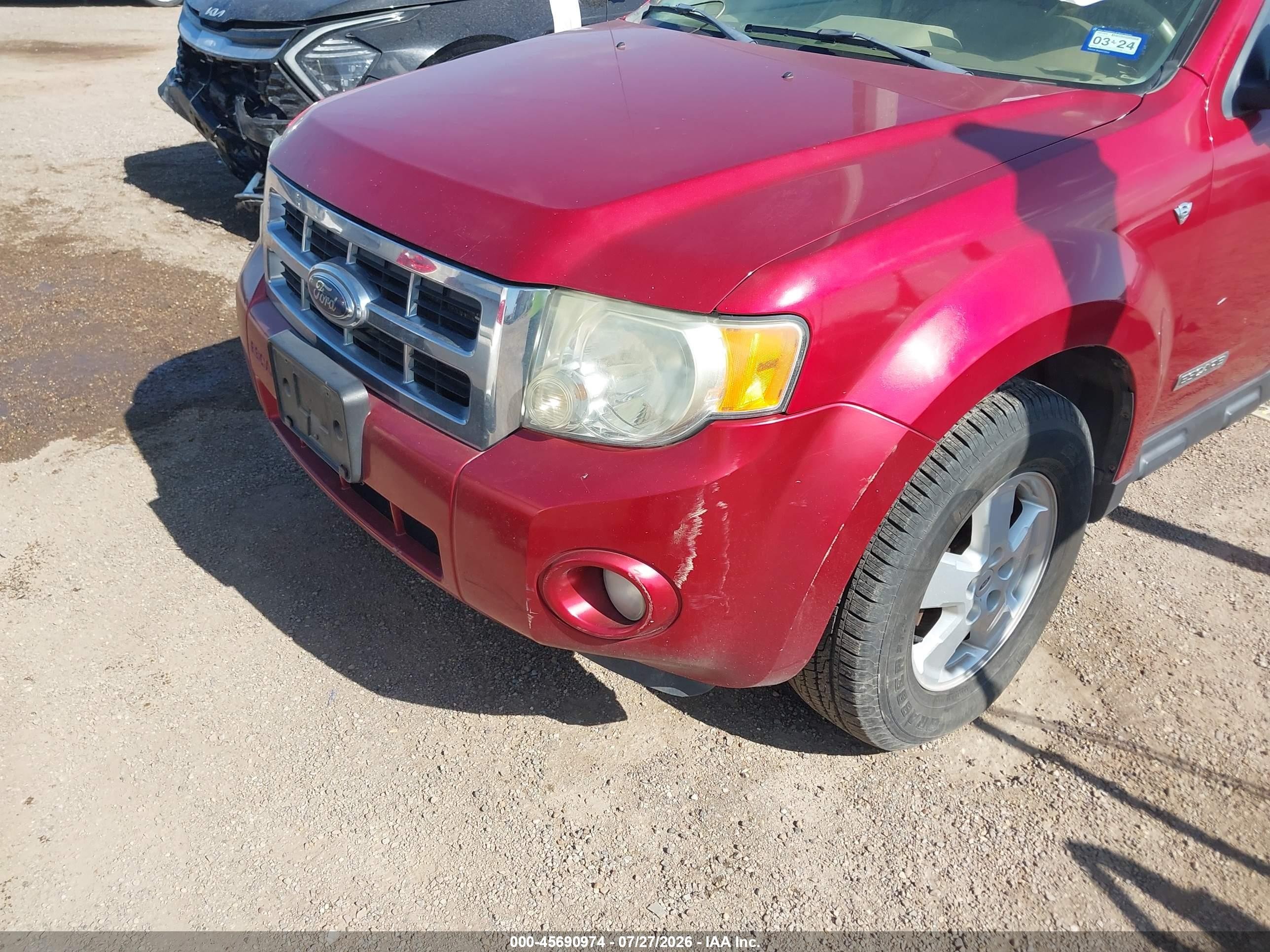2008 Ford Escape Xlt Красный vin: 1FMCU93108KE32304